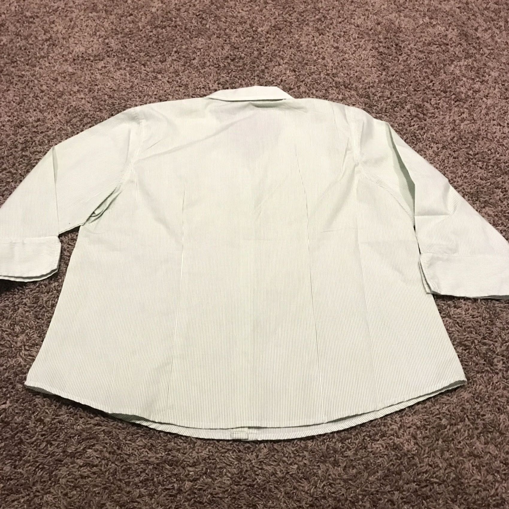 Vintage isaac's designs Womens Button-Up Shirt M Polyester Blend Green Striped 3/4 Sleeve Collared Butterfly Pattern Lightweight Vintage: No Size M / US 6-8 / IT 42-44 - 3 Thumbnail