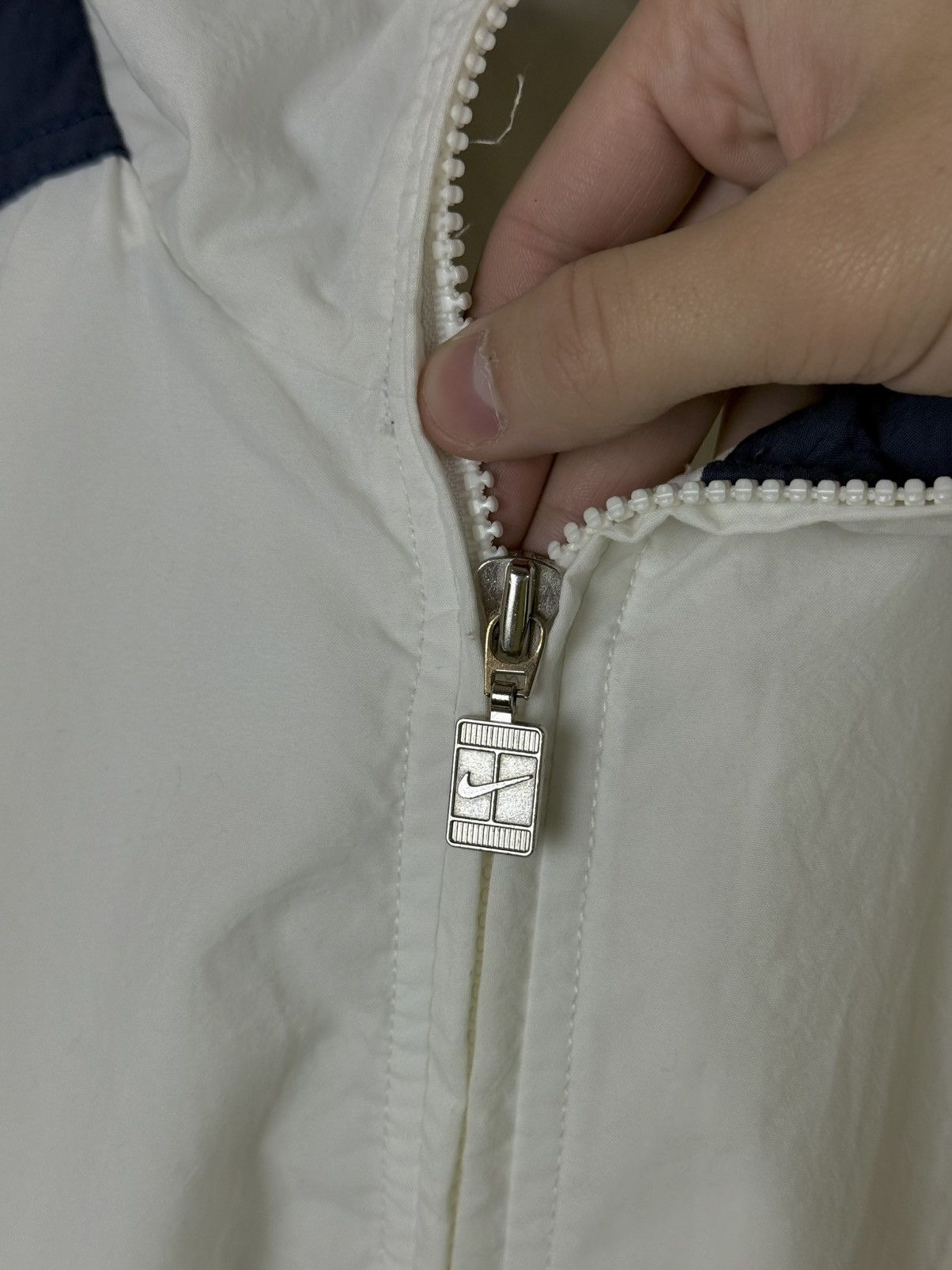Nike Vintage Nike Challenge Court Mens White Blue Track Jacket Size US M / EU 48-50 / 2 - 13 Thumbnail