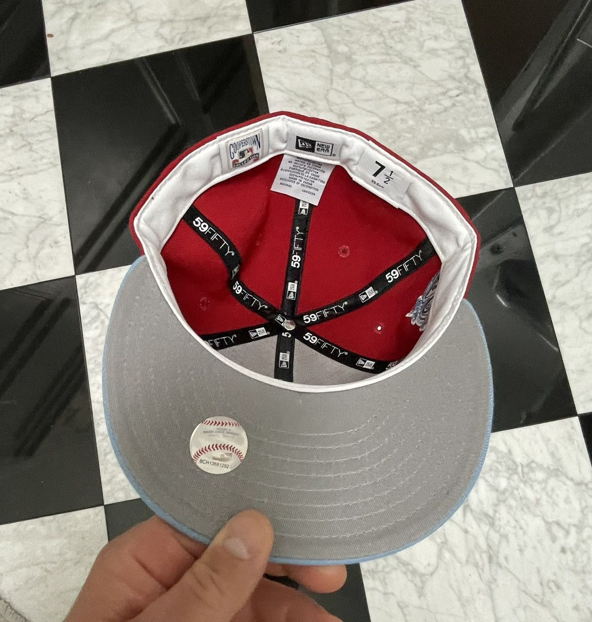 New Era 🔥 Exclusive Angels fitted hat size 7 1/2 Size ONE SIZE - 3 Thumbnail