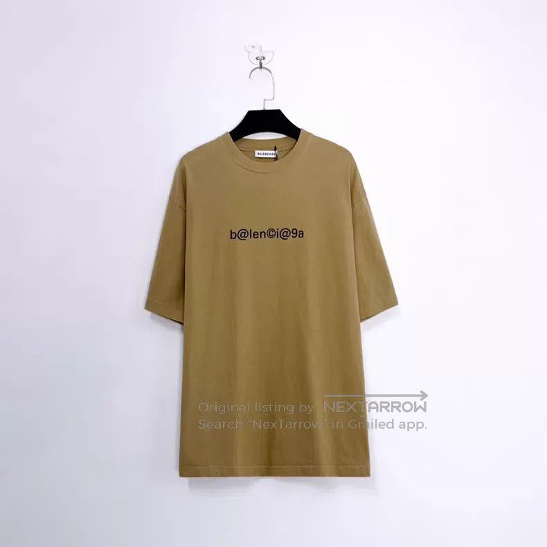 Balenciaga Balenciaga Khaki Color Front Pocket Letter Logo Short Slee Size US XS / EU 42 / 0 - 1 Thumbnail