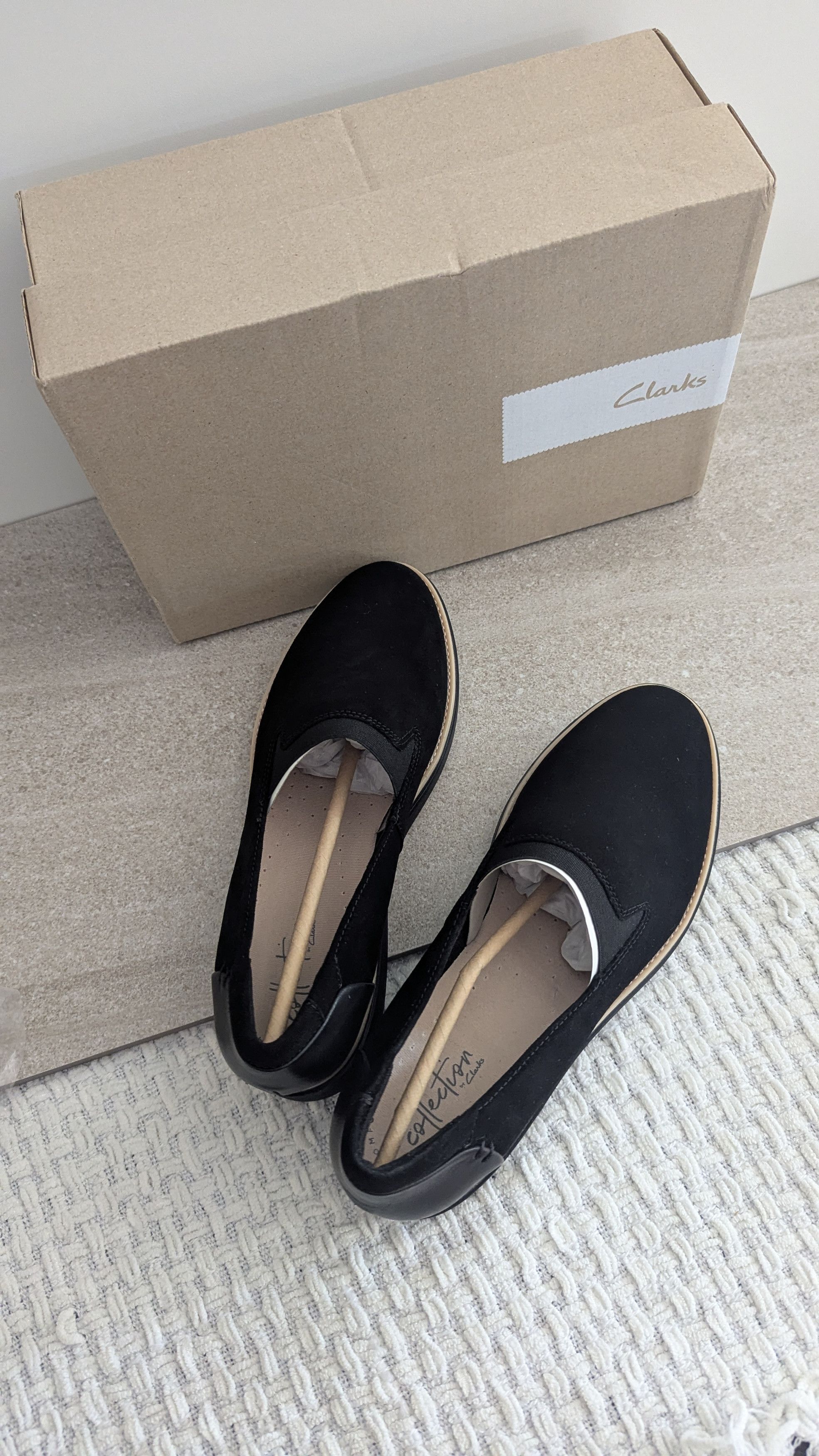Clarks Sharon Dolly Size US 7 / IT 37 - 1 Thumbnail
