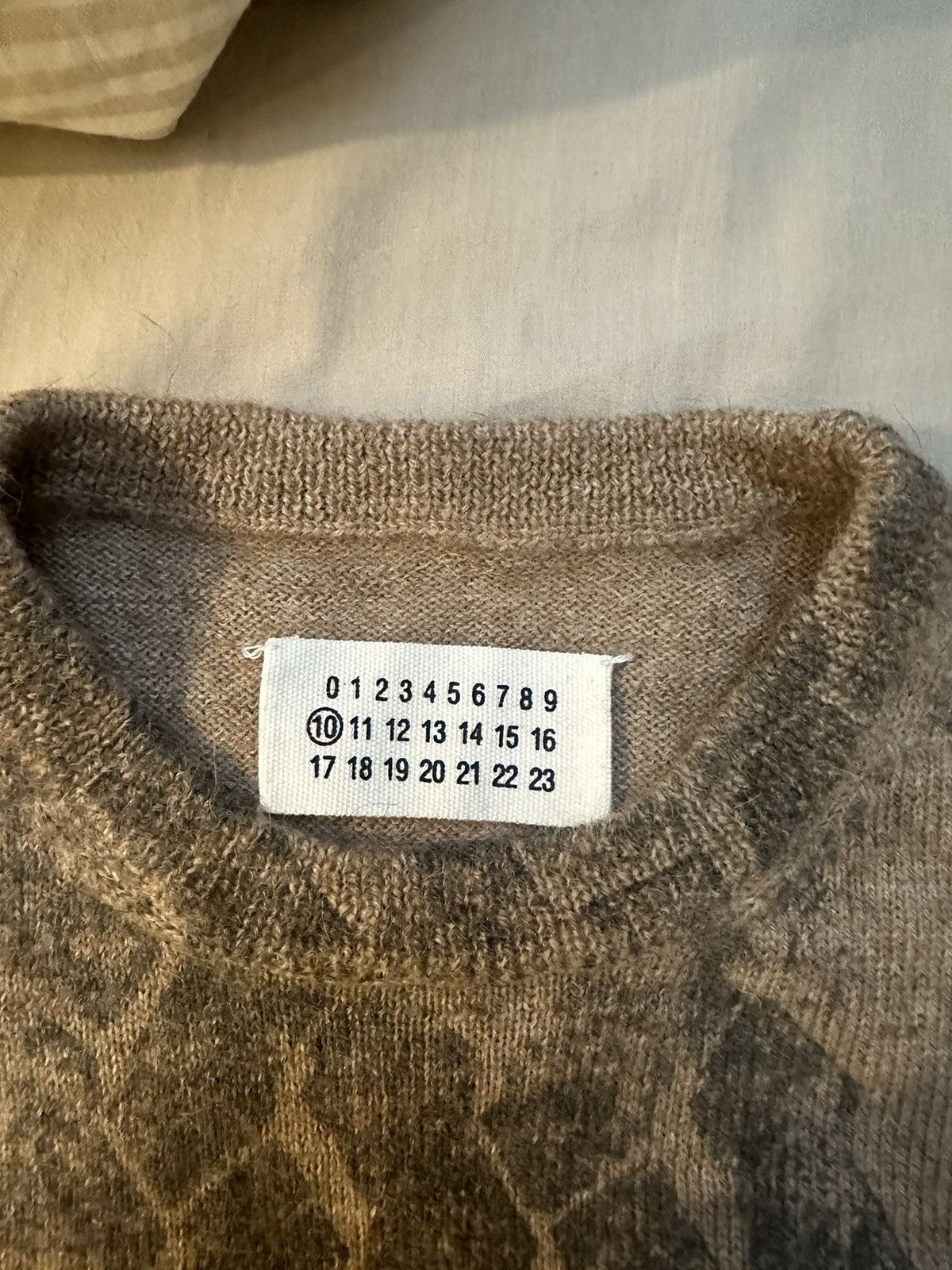 Maison Margiela 08AW ニット　最終値下げです！ Maison Margiela MARGIELA AW08 TIRE TRACK KNIT | Grailed