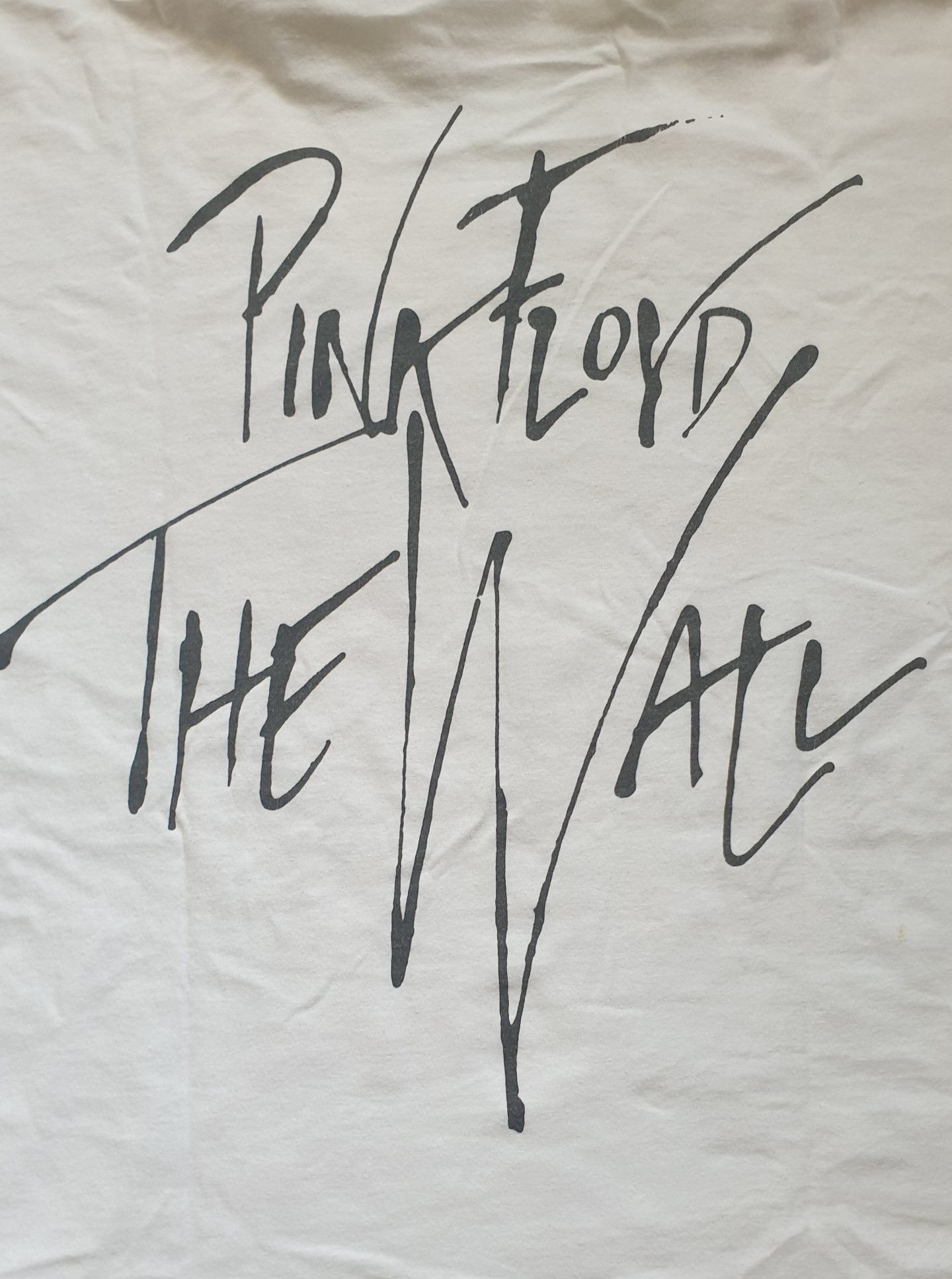 Band Tees Pink Floyd - The Wall (Mosquito Head - 1990) Size US XL / EU 56 / 4 - 9 Thumbnail