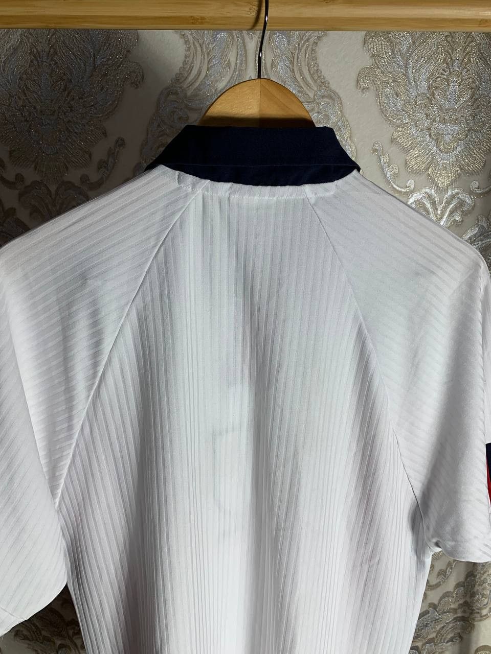 Vintage Very Rare Umbro England Retro Soccer Jersey Manchester 90s Size US M / EU 48-50 / 2 - 8 Thumbnail
