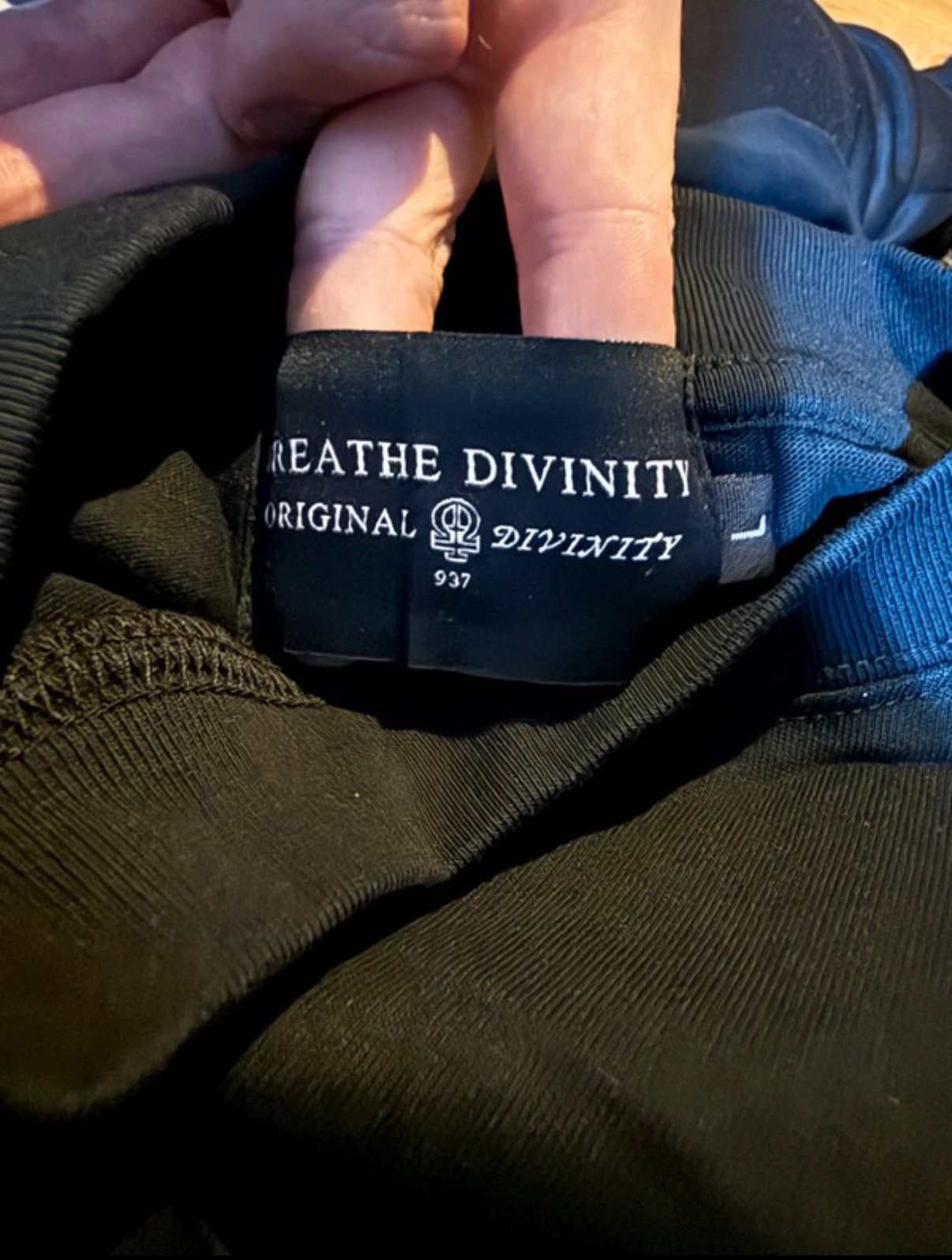 Other Breathedivinity longsleeve Size US L / EU 52-54 / 3 - 3 Thumbnail