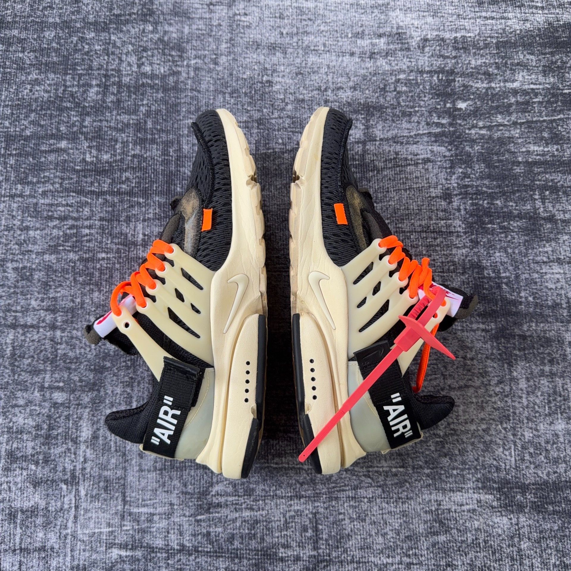 Nike Nike x Off-White Air Presto OG Size US 10 / EU 43 - 5 Thumbnail