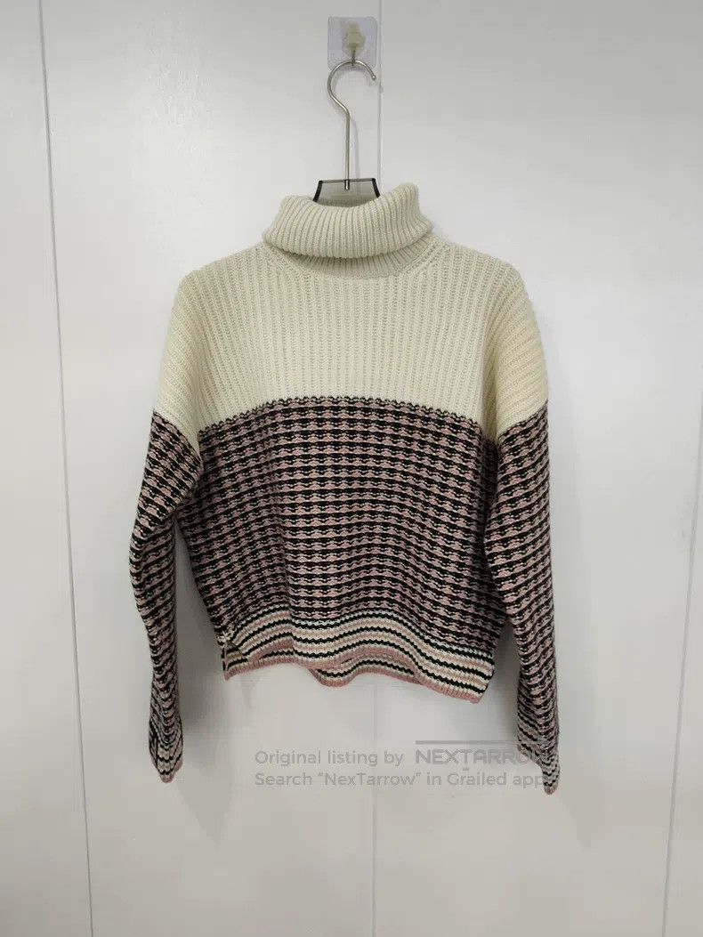 Fendi Fendi Cashmere high-neck knitted sweater with color-blocke Size XS / US 0-2 / IT 36-38 - 1 Thumbnail