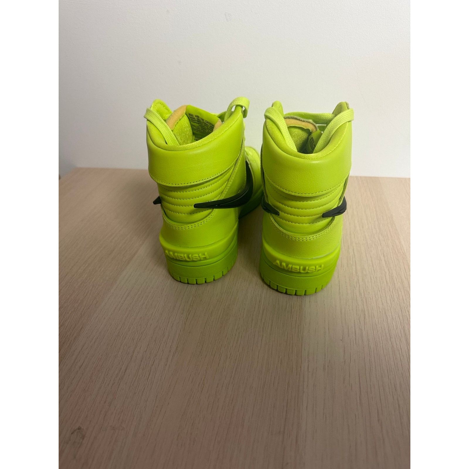 Nike Nike x AMBUSH Dunk High Flash Lime Size 9W - LIKE NEW Size US 9 / IT 39 - 3 Thumbnail
