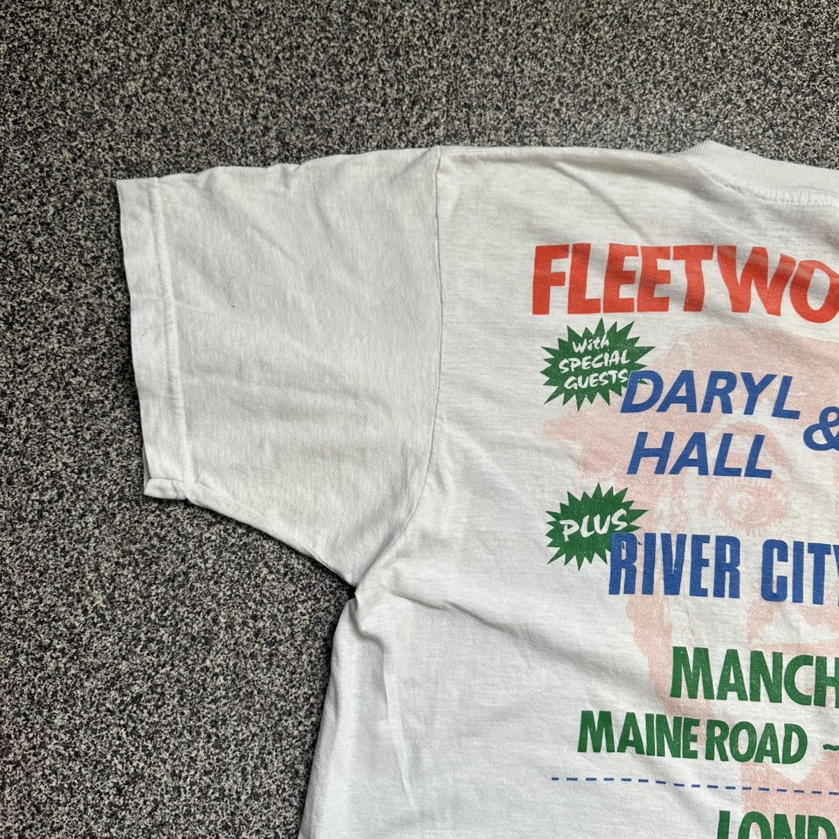 Band Tees Vintage Fleetwood Mac Behind The Mask UK Tour T-Shirt 1990 Size US XL / EU 56 / 4 - 10 Thumbnail