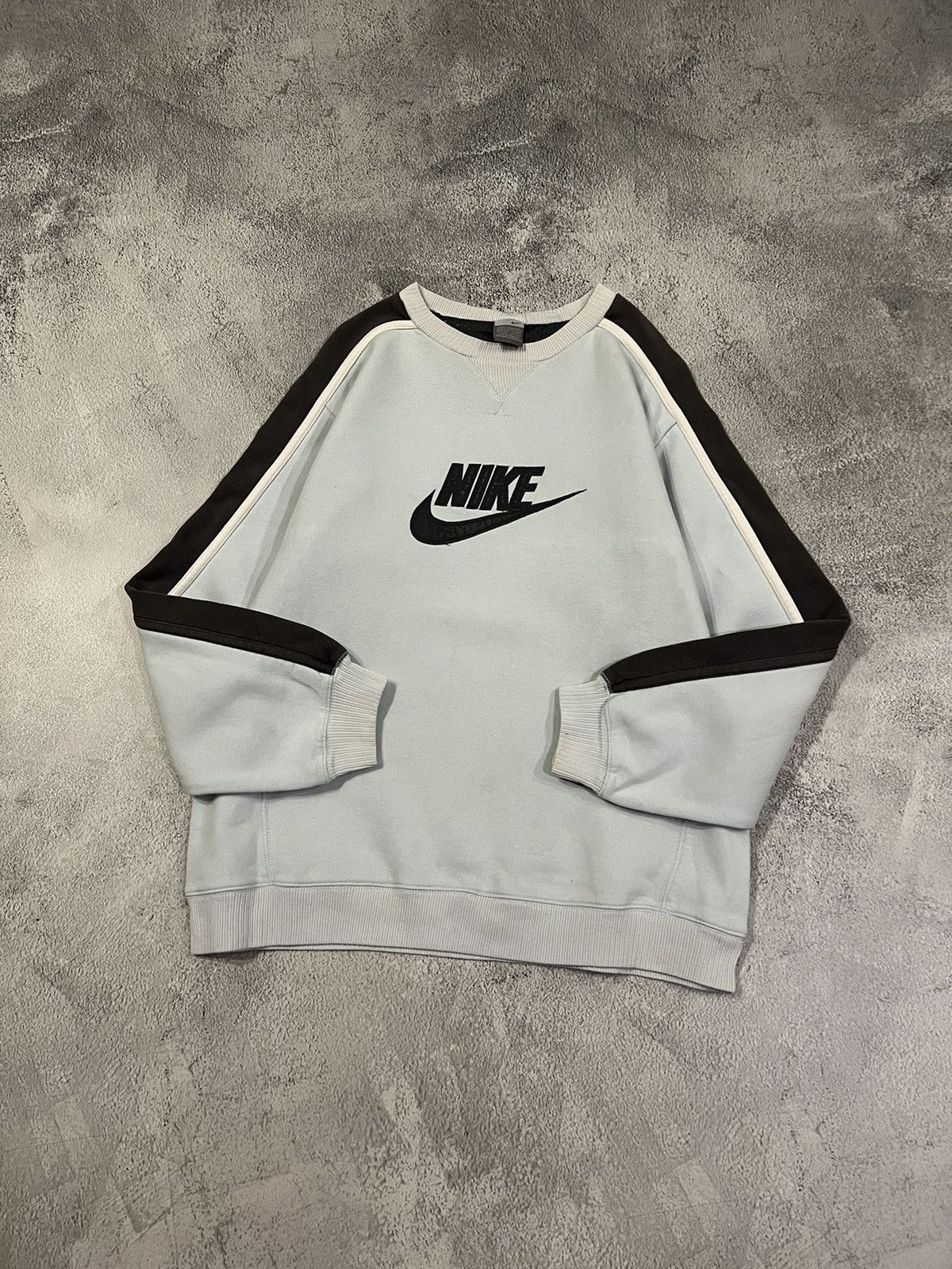 Nike × Vintage Vintage Y2k Nike Big Logo Sweatshirt 00’s Light Blue Size US L / EU 52-54 / 3 - 2 Thumbnail