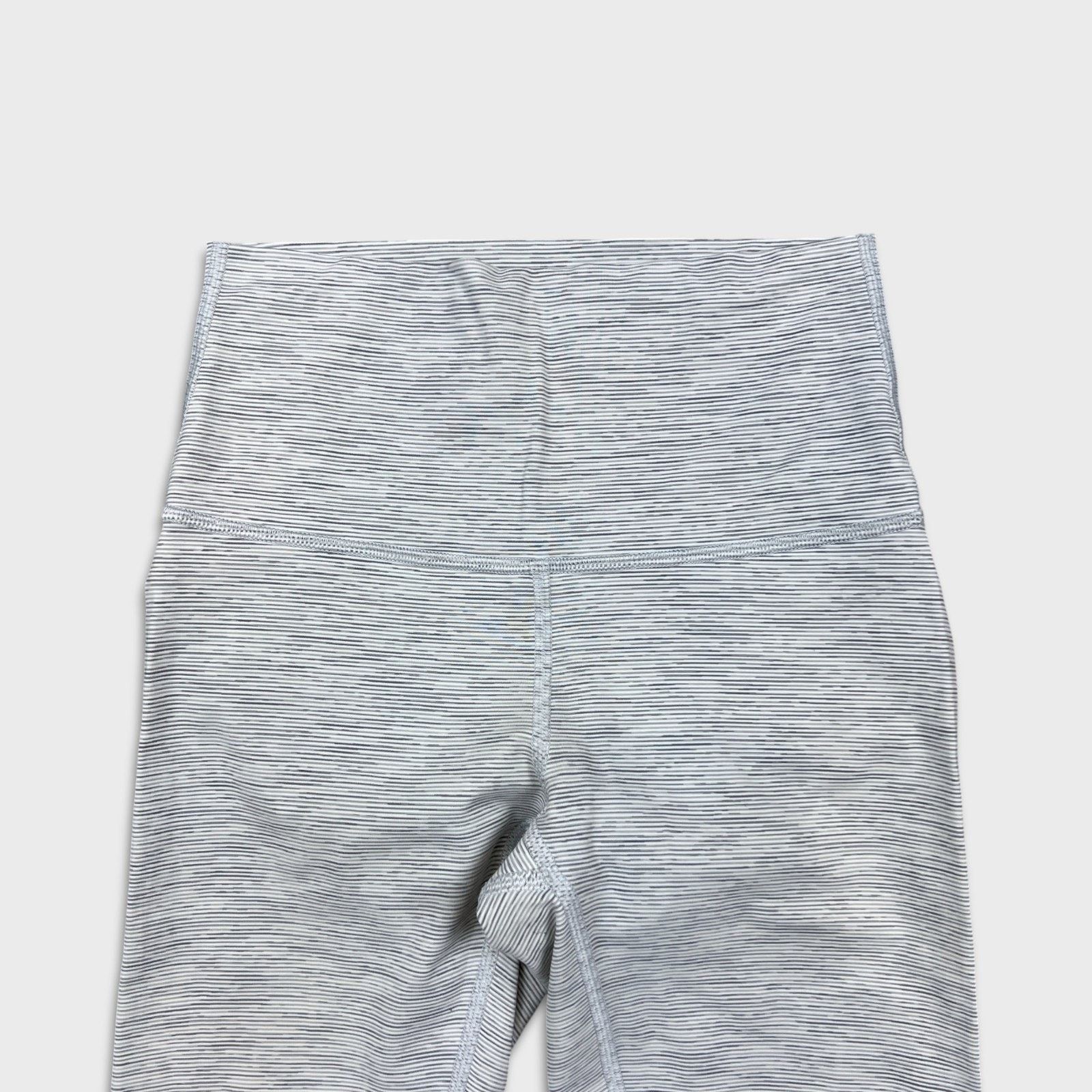 Lululemon Lululemon Wunder Under High-Rise Tight 25" *Luxtreme Size 4 Size 27" / US 4 / IT 40 - 2 Thumbnail