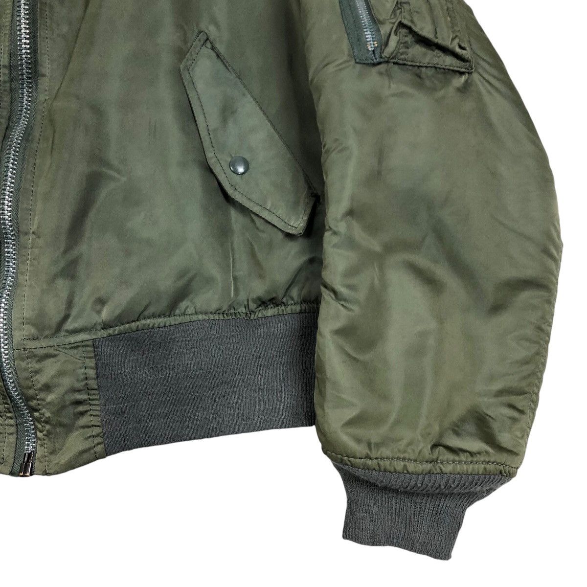 Alpha Industries Vintage 90s Alpha Industries MA-1 Bomber Jacket Size US L / EU 52-54 / 3 - 5 Thumbnail