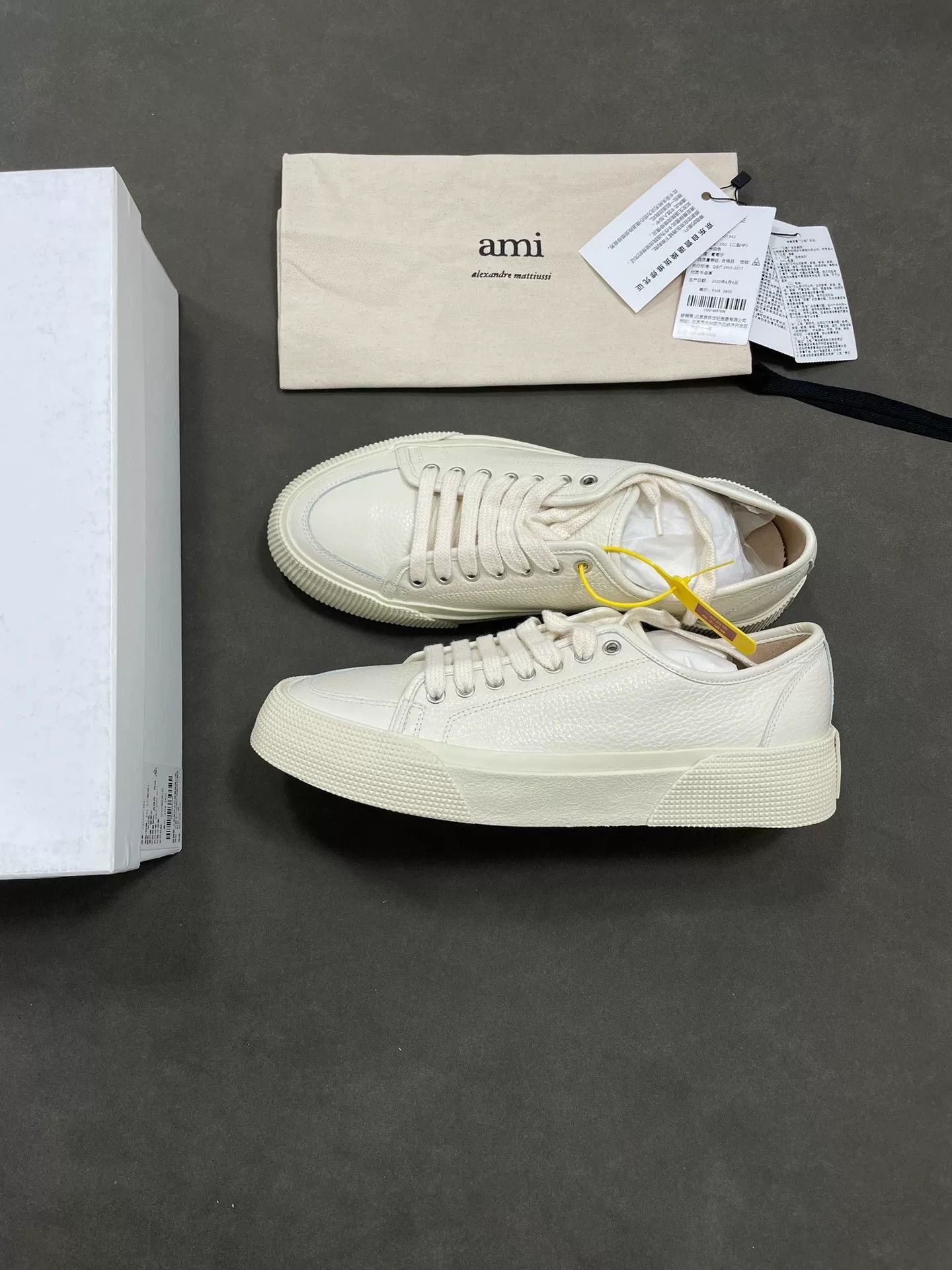 AMI ami paris beige leather low-top sneakers Size US 10 / EU 43 - 1 Thumbnail