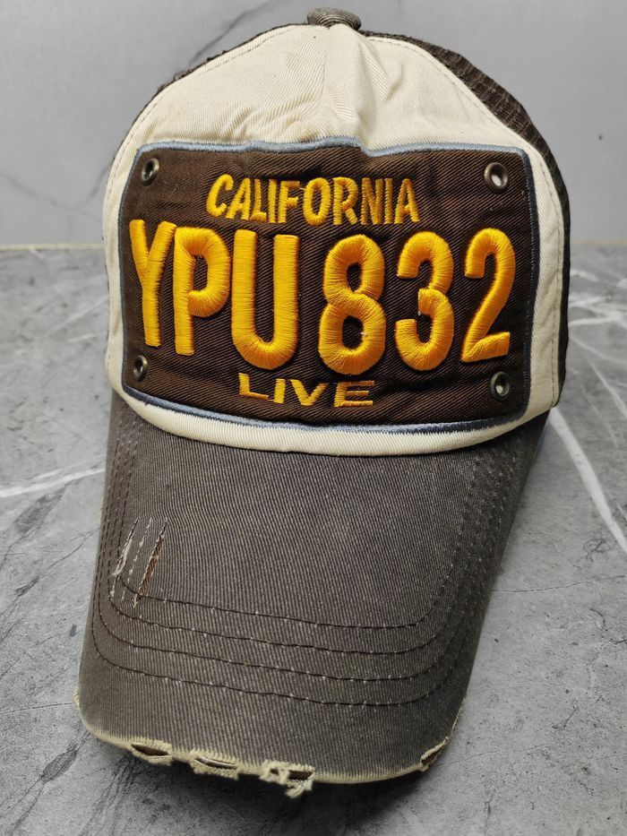Vintage Vintage California YPU 832 Live Distressed Style Cap Hat Size ONE SIZE - 1 Thumbnail