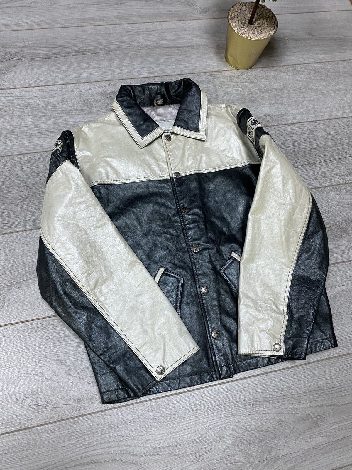 Vintage Dacota tank driver nuclear zone vintage leather jacket Size US S / EU 44-46 / 1 - 7 Thumbnail