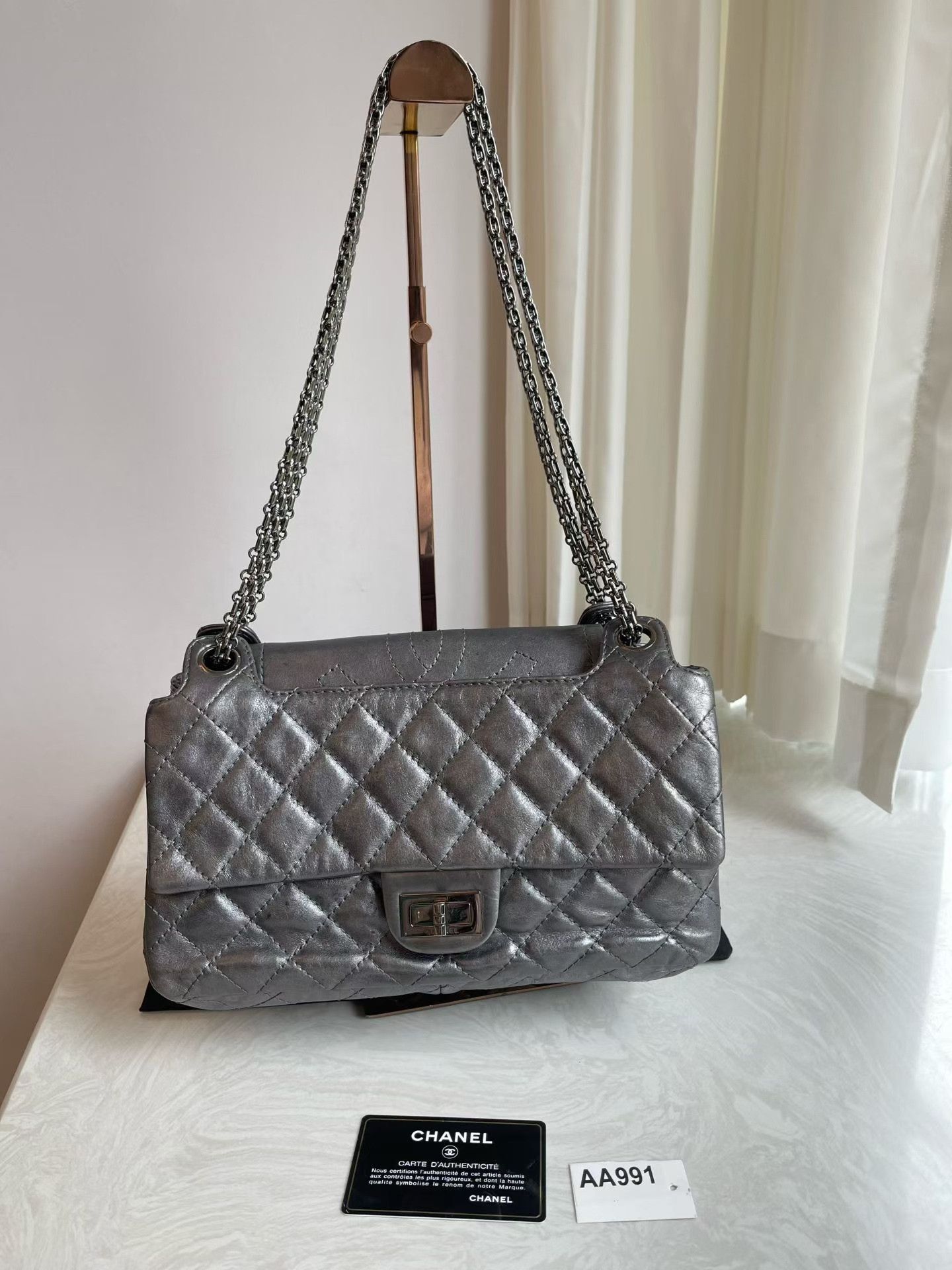 Chanel Pre-loved Bag Very good condition Size ONE SIZE - 1 Thumbnail