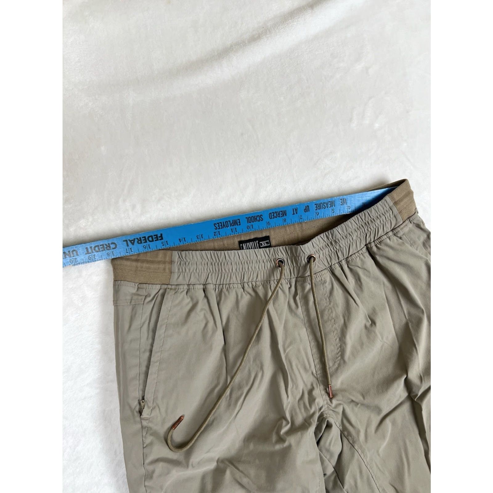 Vintage CALIVILLE Jogger Pants Beige Light Brown Men’s XL Elastic Waist Nylon Regular 29 In Seamy 36 In Waist Casual Size US 36 / EU 52 - 2 Thumbnail