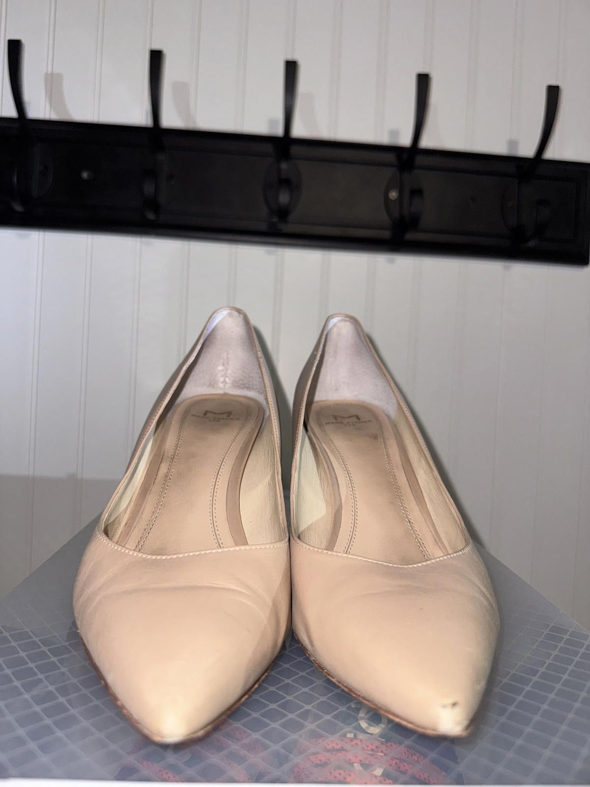 Other Marc Fisher Beige Block Heel Pumps Size 7 Size US 7 / IT 37 - 1 Thumbnail