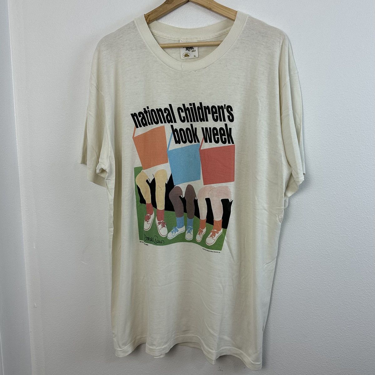Vintage Vintage National Childrens Book Week T Shirt XL Art Size US XL / EU 56 / 4 - 2 Thumbnail