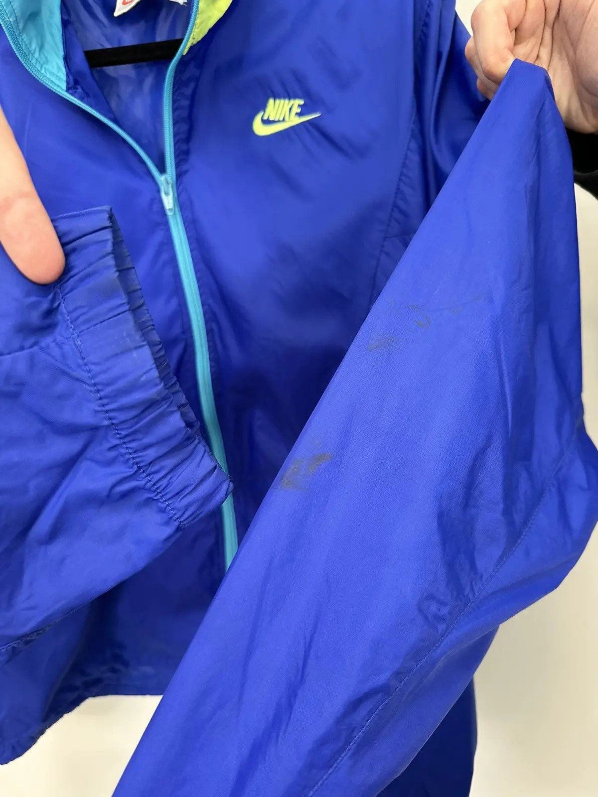 Nike × Vintage Vintage 90s Nike Y2K Blue Retro Hype Hooded Nylon Jacket Size US L / EU 52-54 / 3 - 7 Thumbnail