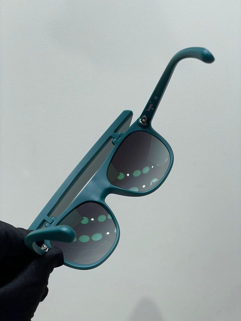Chanel Chanel Logo Sunglasses with Case -2505 Size ONE SIZE - 4 Thumbnail