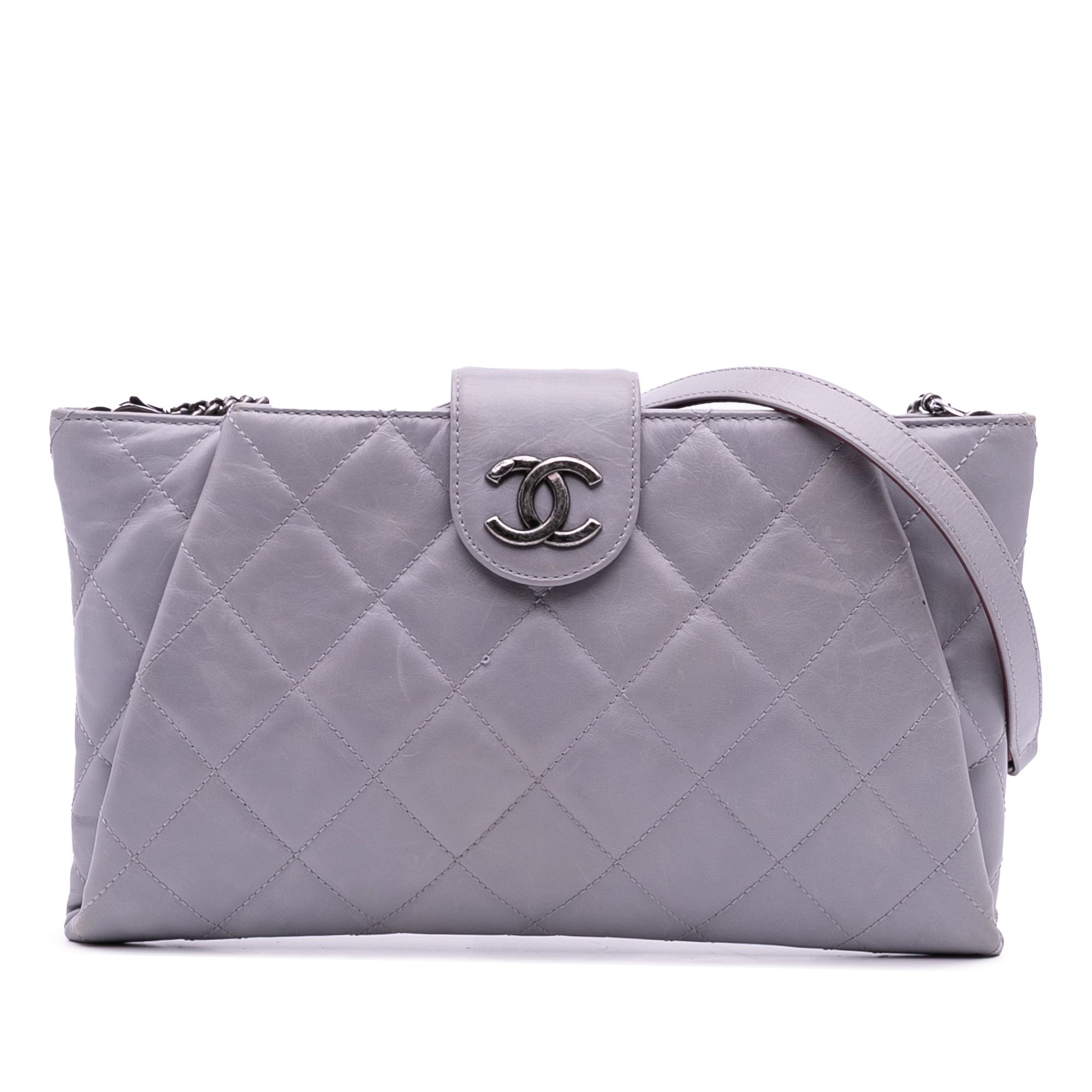 Chanel Quilted Glazed Calfskin Coco Pleats Chain Clutch