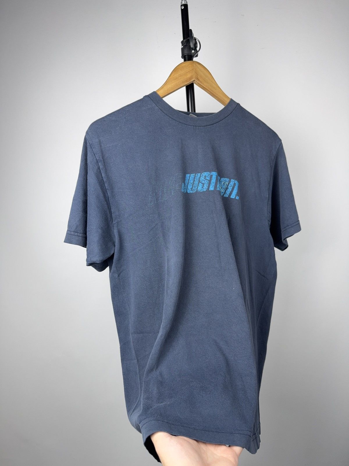 Nike 90s Nike Just Do It Faded Vintage Style Graphic Sports Tee Size US M / EU 48-50 / 2 - 6 Thumbnail