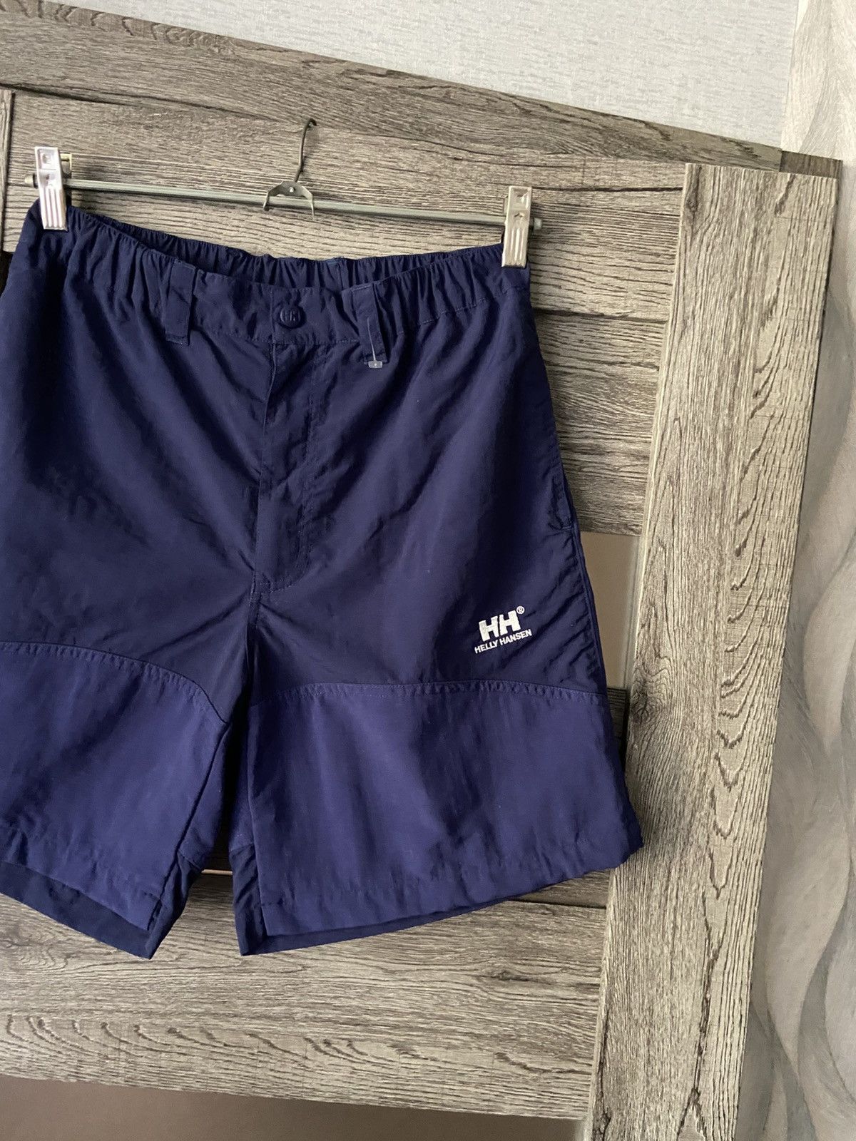 Helly Hansen Helly Hansen vintage shorts big logo Size US 30 / EU 46 - 2 Thumbnail