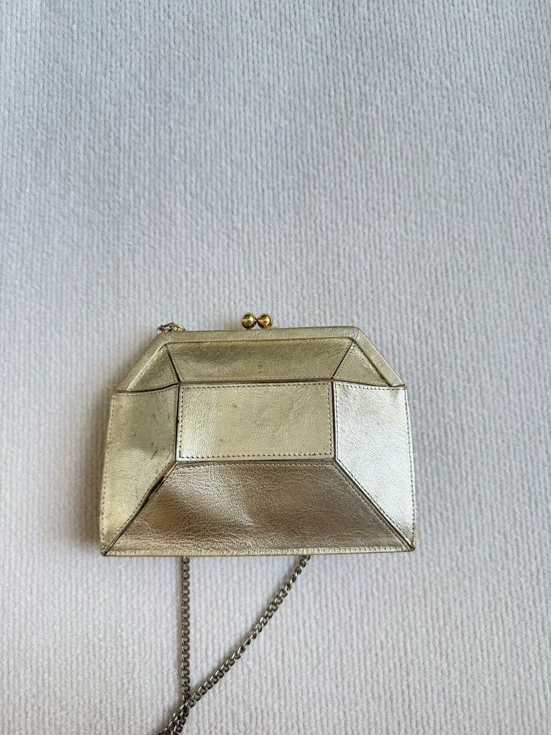Vivienne Westwood Vivienne Westwood size os Used goat skin and golden turtle Size ONE SIZE - 3 Thumbnail