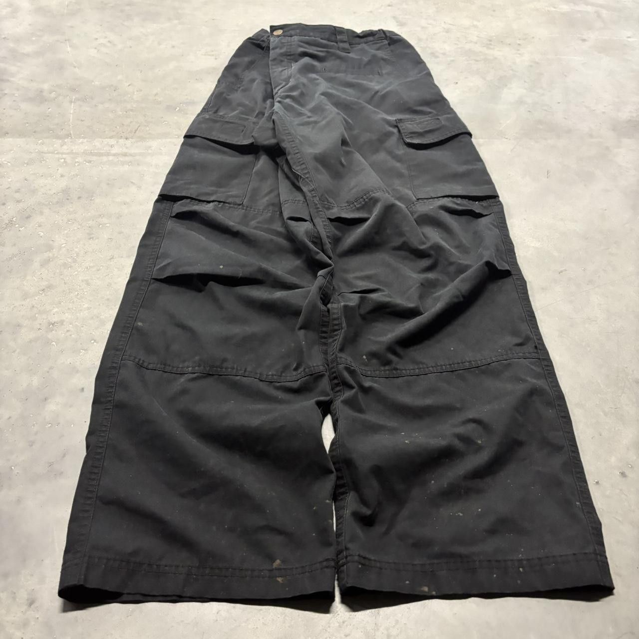 Japanese Brand × Vintage Crazy Vintage Y2K/2000s Baggy Black Streetwear Workwear Skater Cargo Pants! Size US 36 / EU 52 - 3 Thumbnail