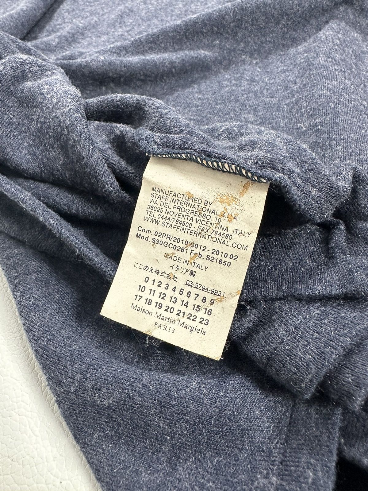 Maison Margiela Maison Martin Margiela Nice Design Split Neck Tshirt Size XL / US 12-14 / IT 48-50 - 10 Thumbnail