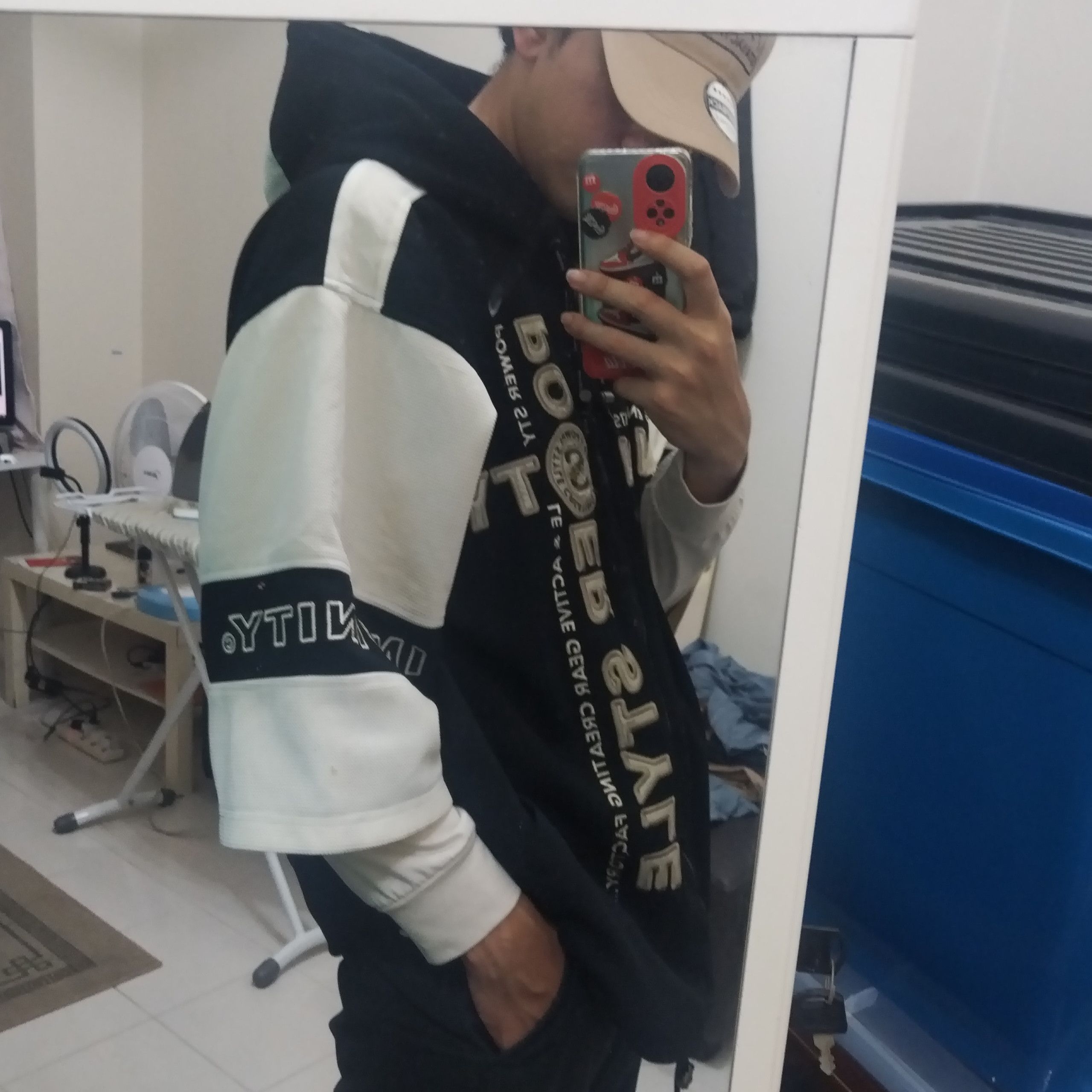 Designer × Japanese Brand Oversized Hoodies Big Logo Designed Size US XL / EU 56 / 4 - 5 Thumbnail