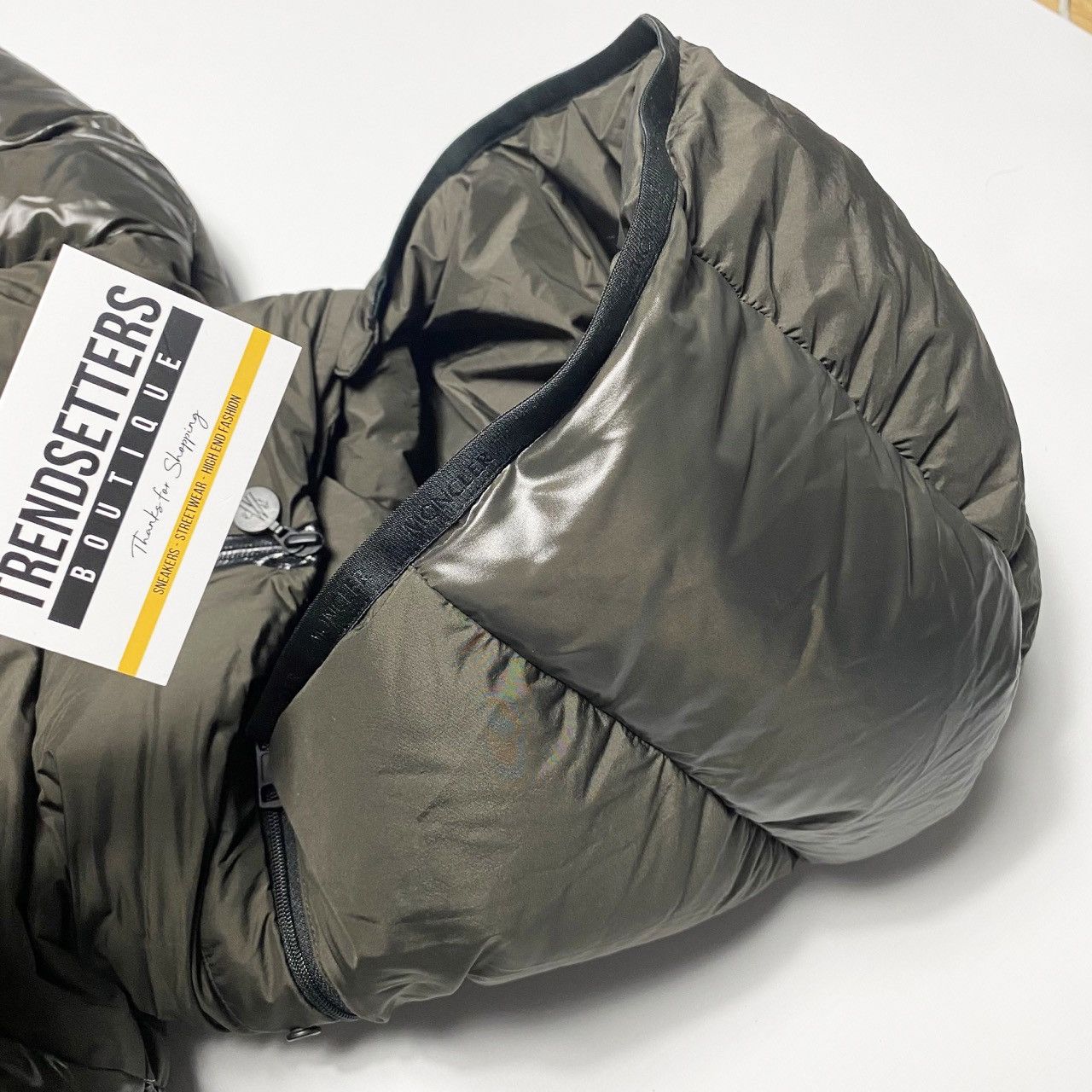 Moncler Moncler Size 3 M L brown khaki green mens puffer jacket down Size US L / EU 52-54 / 3 - 11 Thumbnail