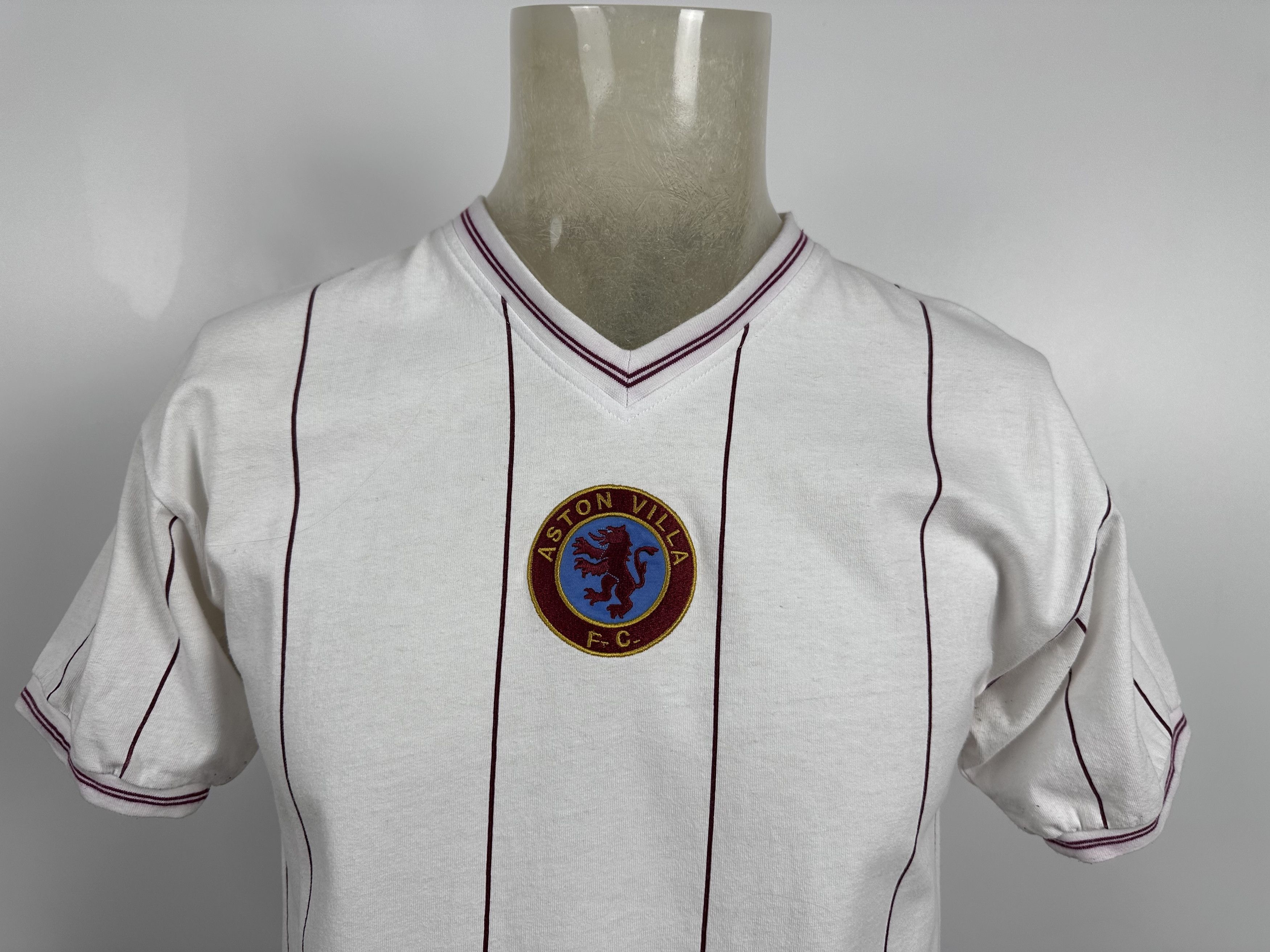 Vintage ASTON VILLA 1982 FOOTBALL SHIRT SOCCER JERSEY SCORE DRAW Size US M / EU 48-50 / 2 - 2 Thumbnail