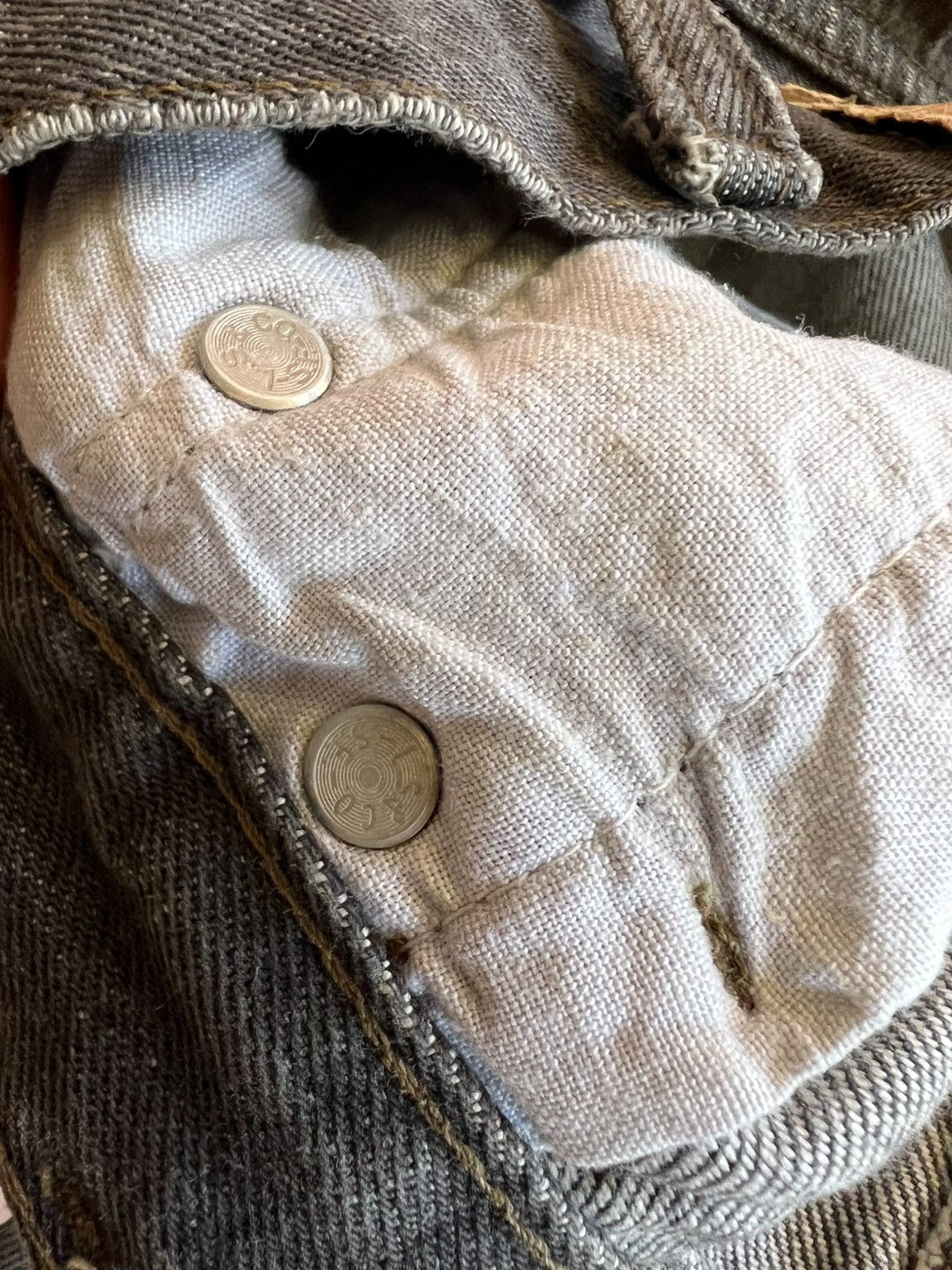 Levi's True Vintage Levis 501 USA Distress Jean Size US 31 - 16 Thumbnail