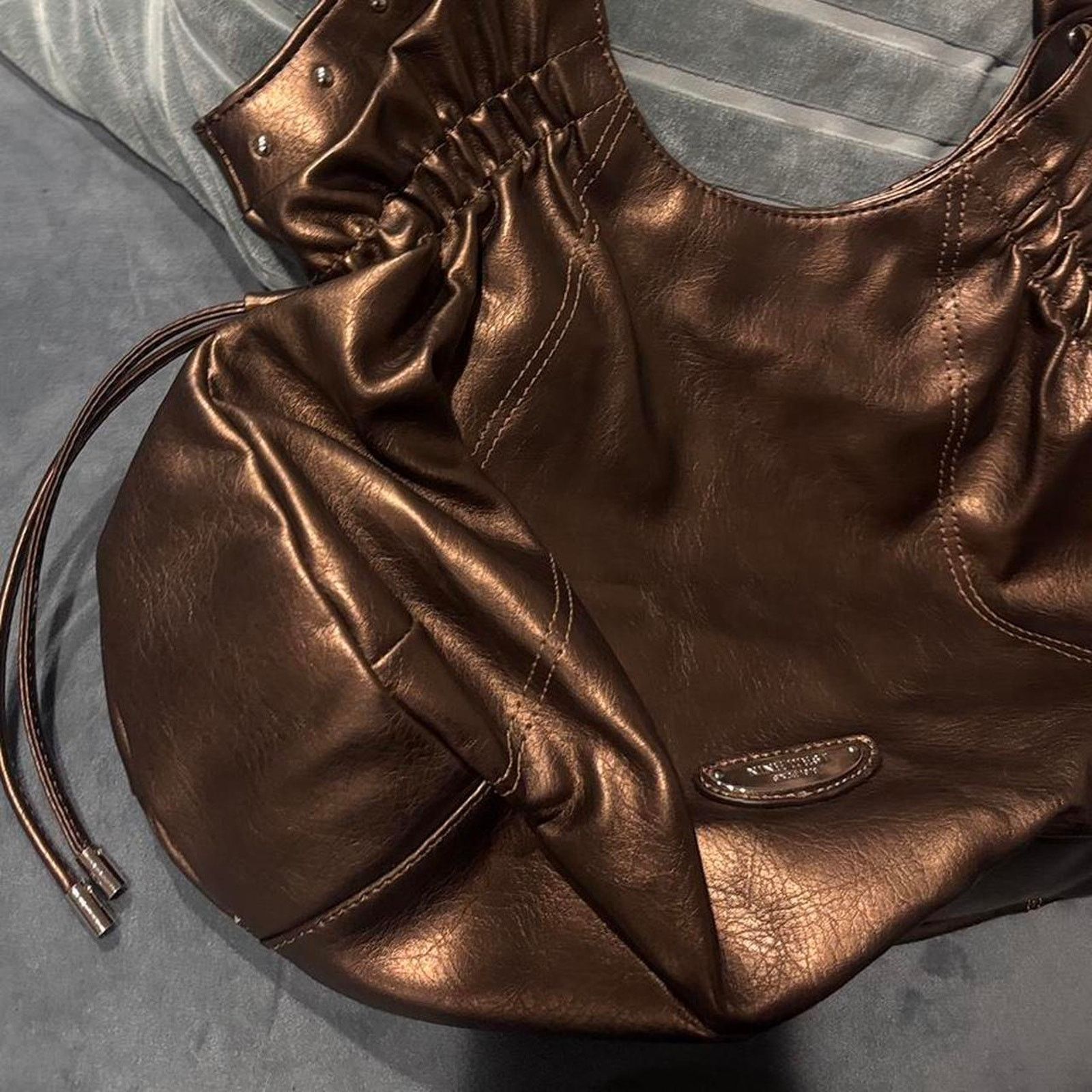 Nine West Nine west gold leather purse Size ONE SIZE - 8 Thumbnail