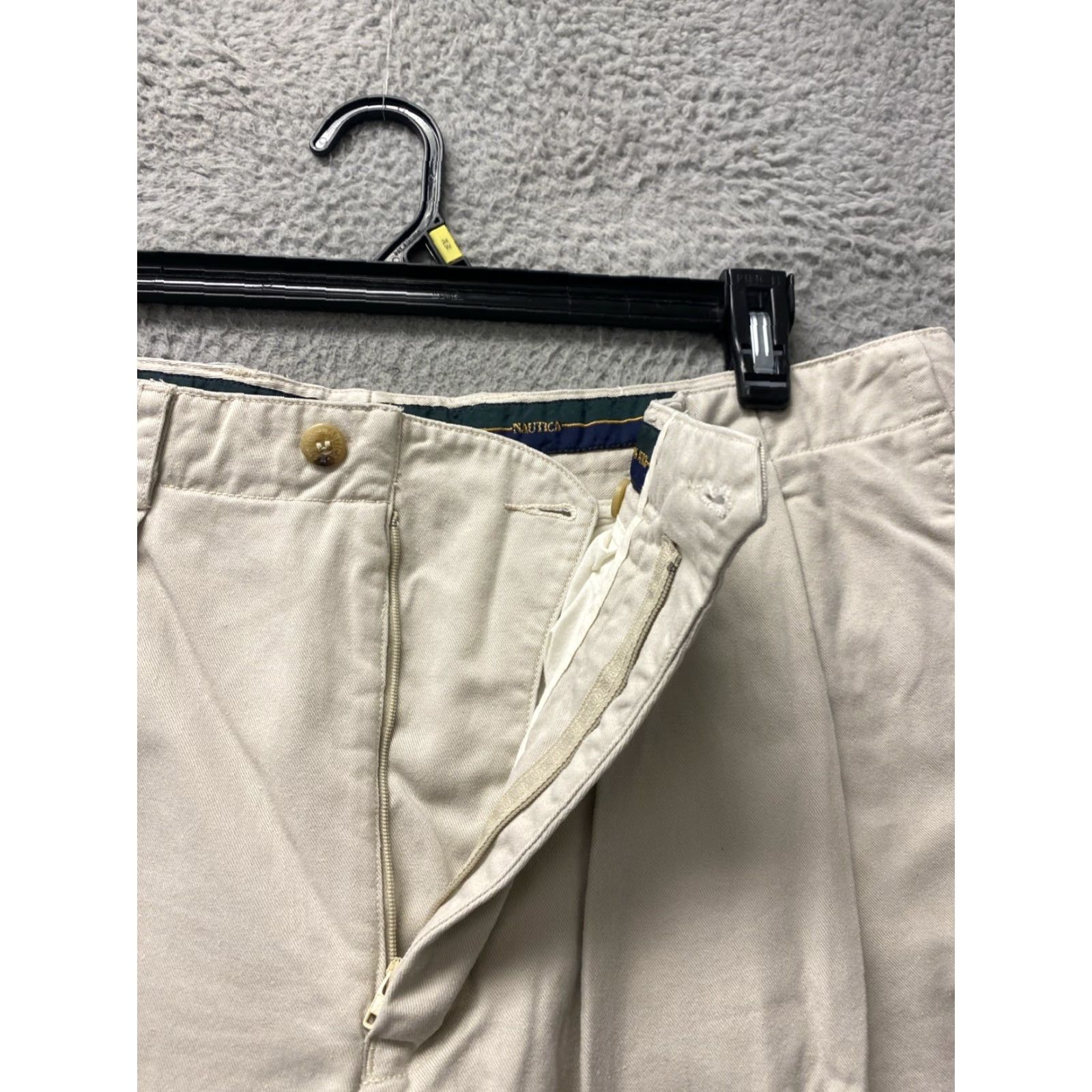 Nautica VINTAGE Nautica Men's Khaki Chino Shorts Sz 38 Flat Front Casual Cotton Summer Fall Spring Size US 38 / EU 54 - 2 Thumbnail