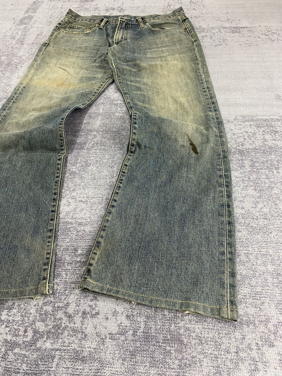 Japanese Brand flared uniqlo mudwash jeans ifsx lgb style Size US 32 / EU 48 - 3 Thumbnail