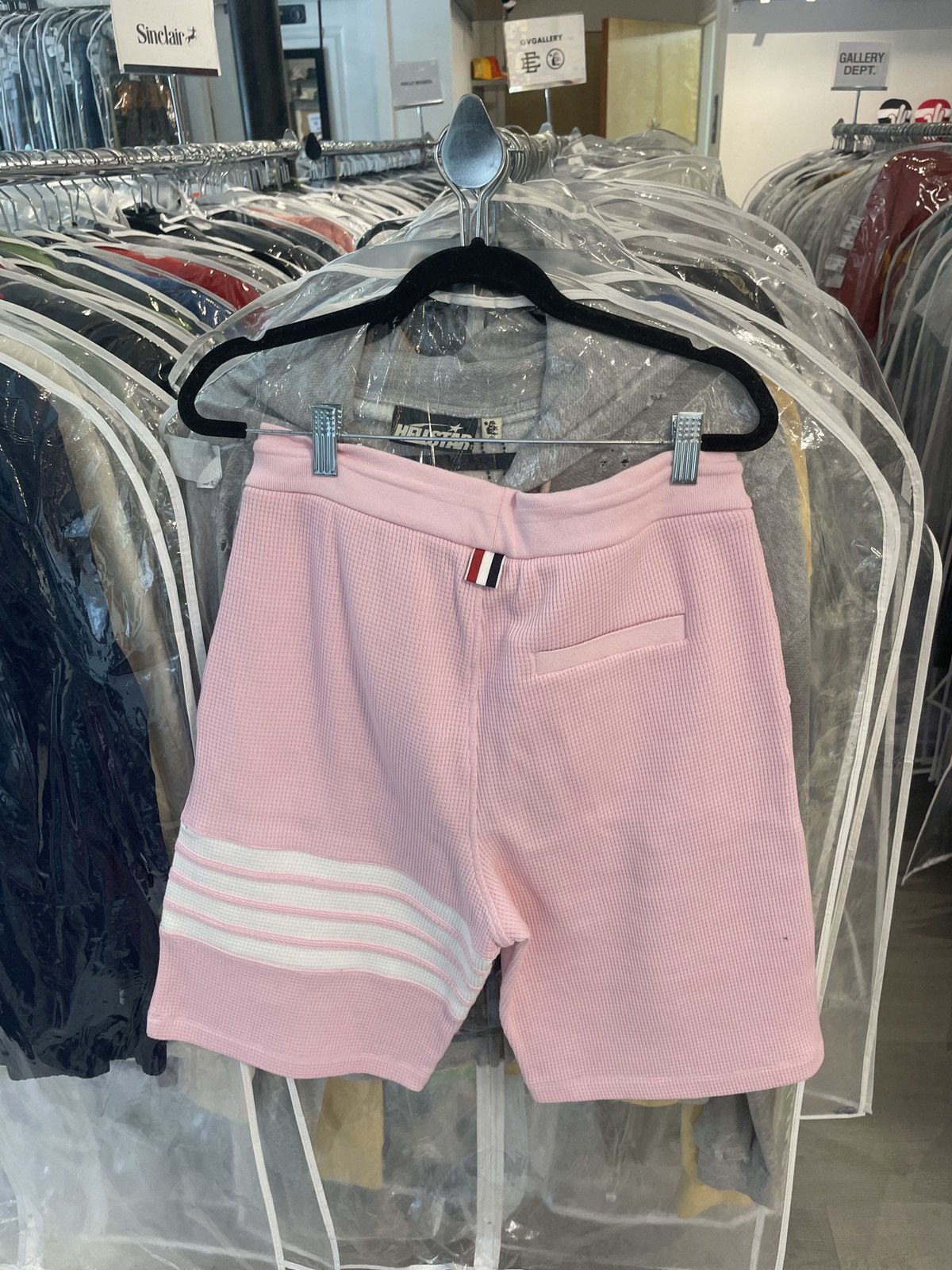 Thom Browne Thom Browne Waffle Shorts Pink Size US 30 / EU 46 - 2 Thumbnail