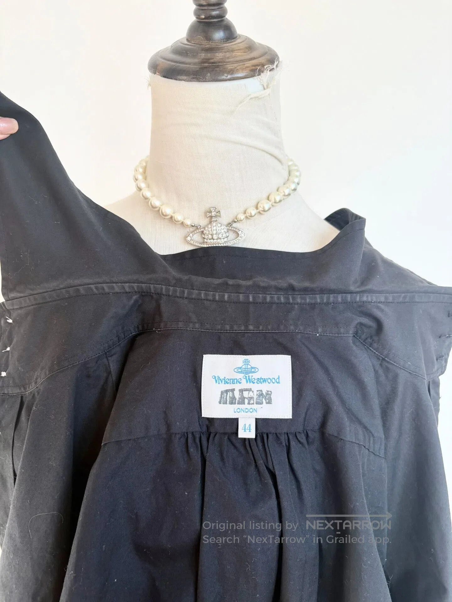 Vivienne Westwood Vivienne Westwood Black Button. Size M / US 6-8 / IT 42-44 - 9 Thumbnail