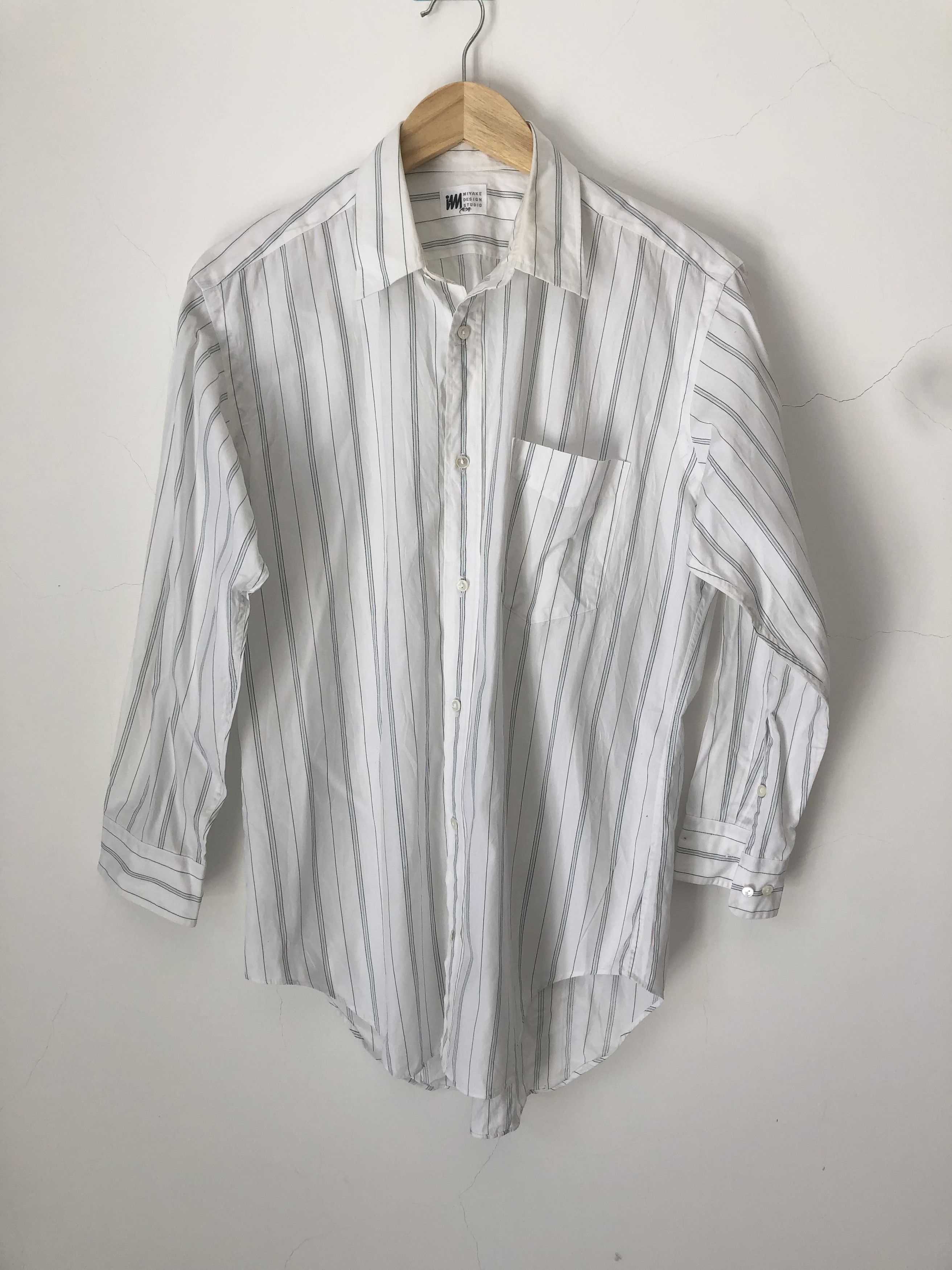 stripes shirt