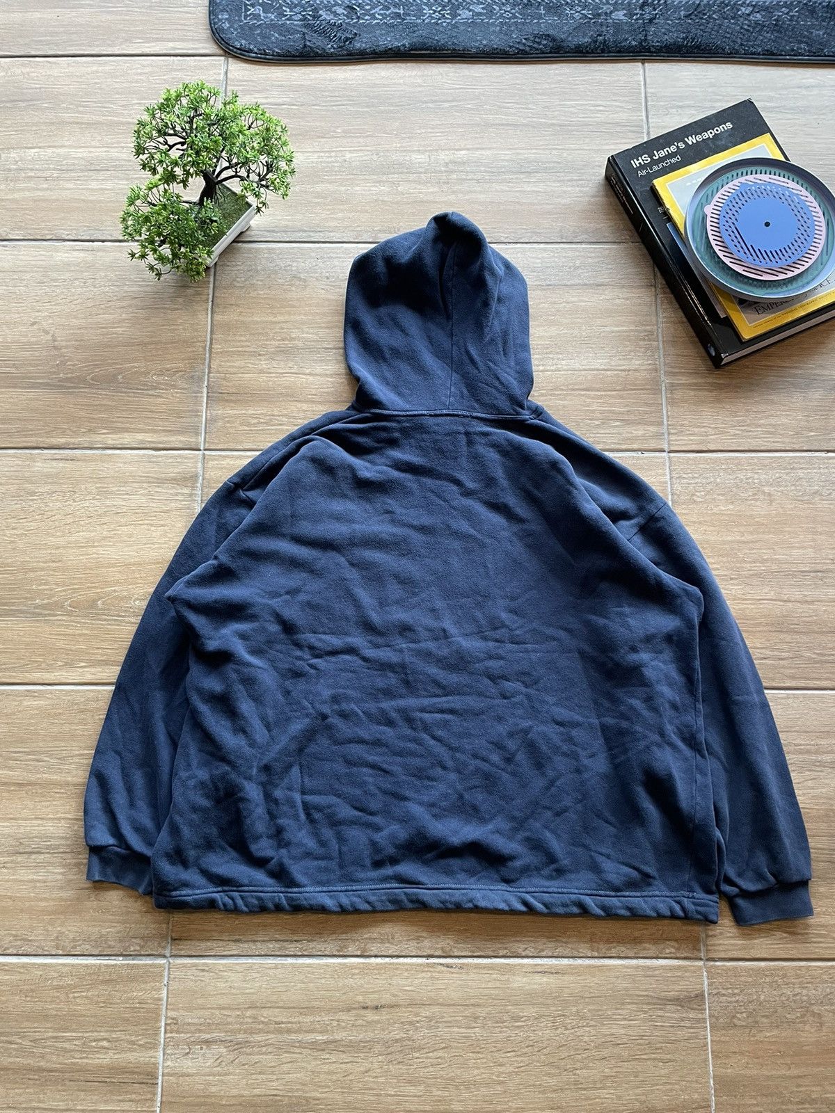 Longchamp Vintage Longchamp Big Logo Boxy Hoodie Size US L / EU 52-54 / 3 - 9 Thumbnail