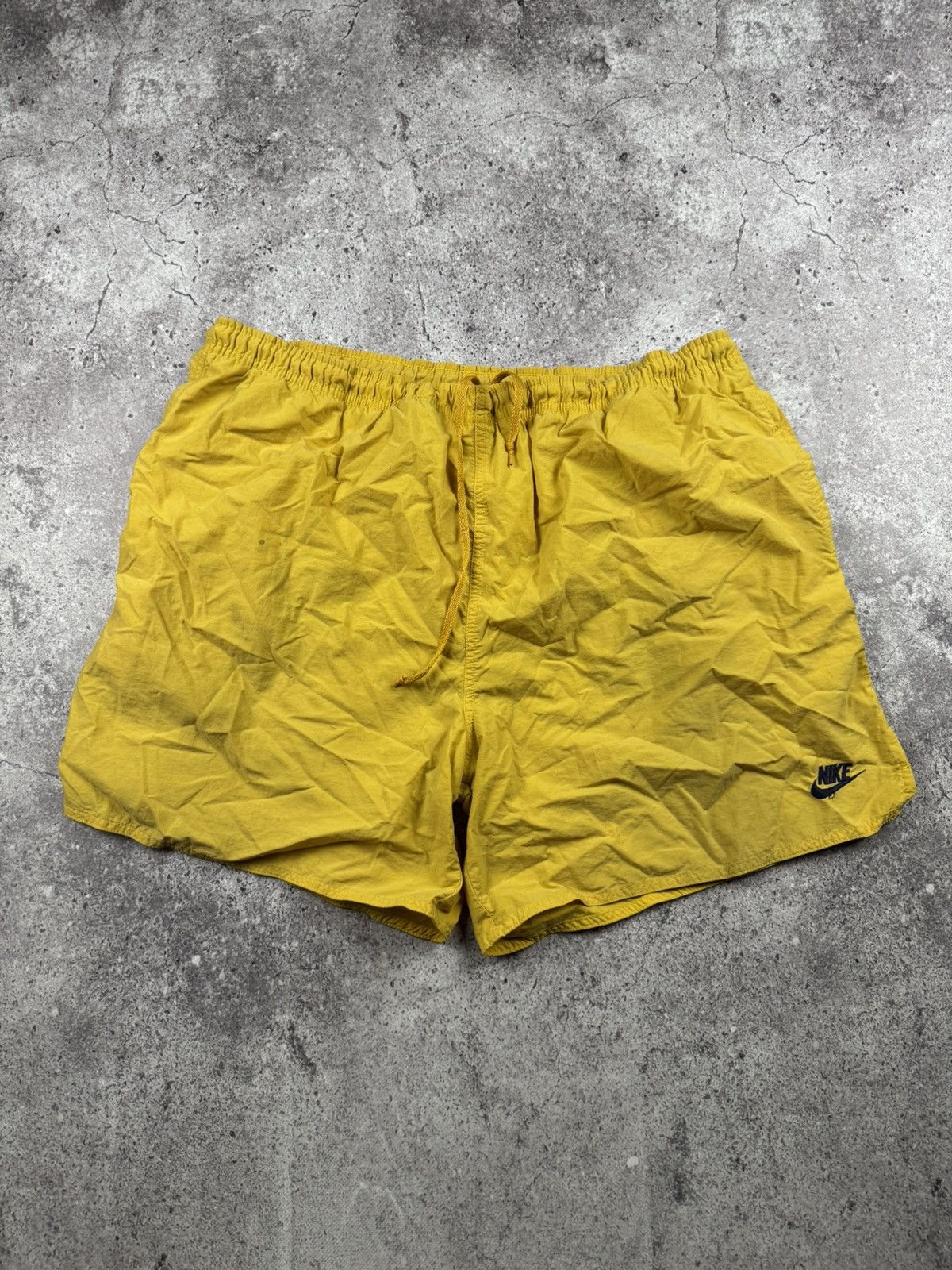 Nike NIKE VINTAGE BIG SWOOSH NYLON SHORTS 90’S JAPANESSE Y-3 Size US 36 / EU 52 - 1 Thumbnail
