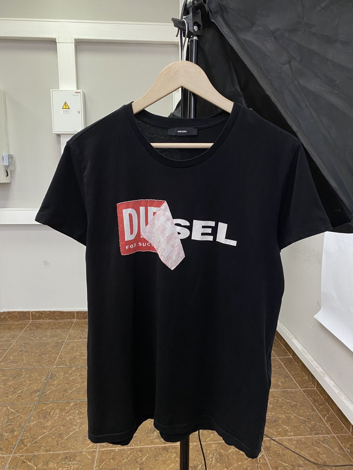 Diesel 🇺🇸 Y2K Diesel Box Logo T-Shirt Retro Rare Hype Size US L / EU 52-54 / 3 - 1 Thumbnail