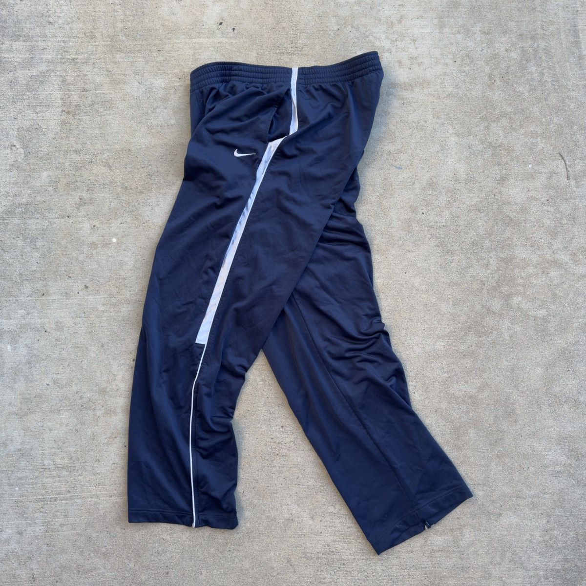Nike Nike navy blue track pants Size XXL #athleisure #tracksuit Size US 36 / EU 52 - 1 Thumbnail