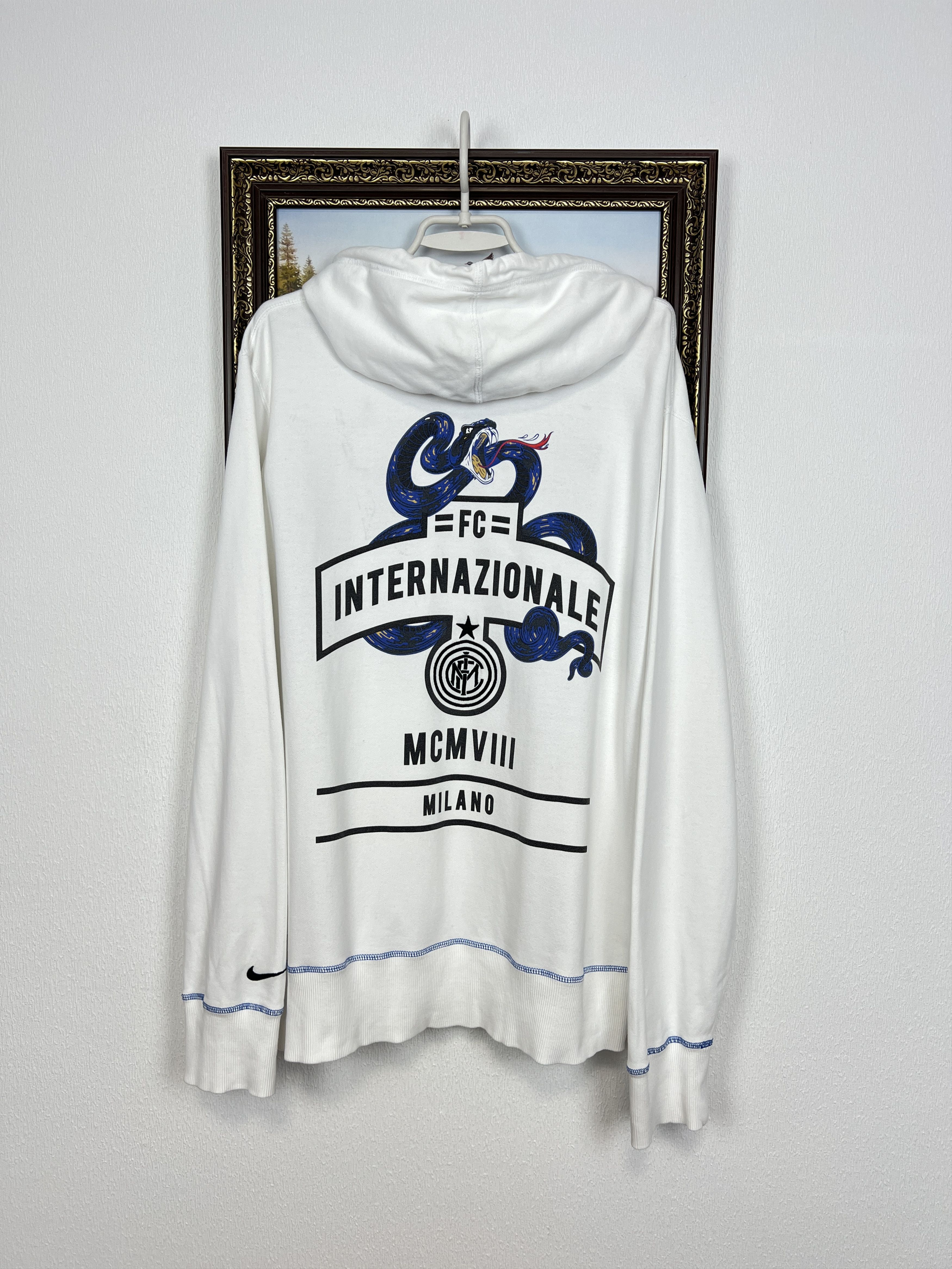 Nike Vintage Nike Inter Milan Football Hoodie White Soccer Jacket Size US XL / EU 56 / 4 - 13 Thumbnail