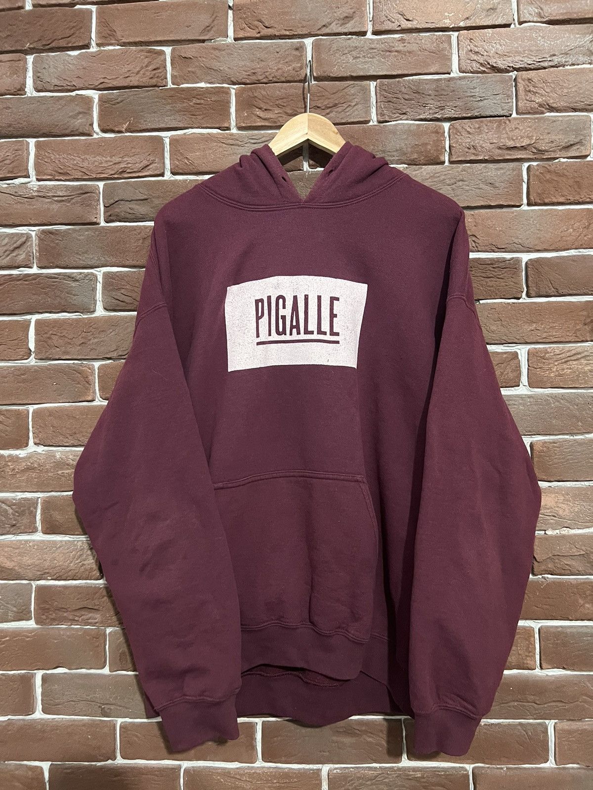Pigalle Vintage Rare Pigalle Box Logo Burgundy Hoodie Og Streetwear Size US L / EU 52-54 / 3 - 1 Thumbnail