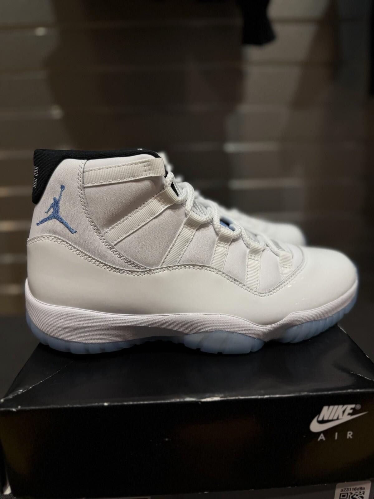 Jordan Brand Size 10 - Air Jordan 11 Retro 2024 Legend Blue / Columbia Size US 10 / EU 43 - 3 Thumbnail