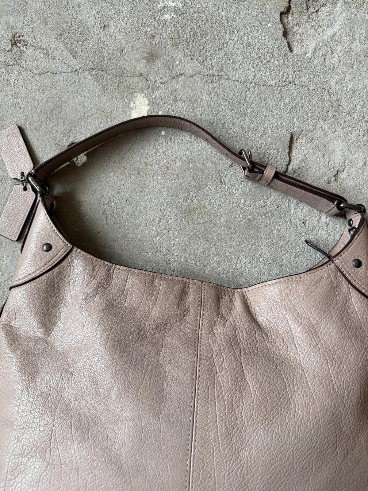 Coach Coach Leather Hobo Shoulder Bag Beige Size ONE SIZE - 8 Thumbnail