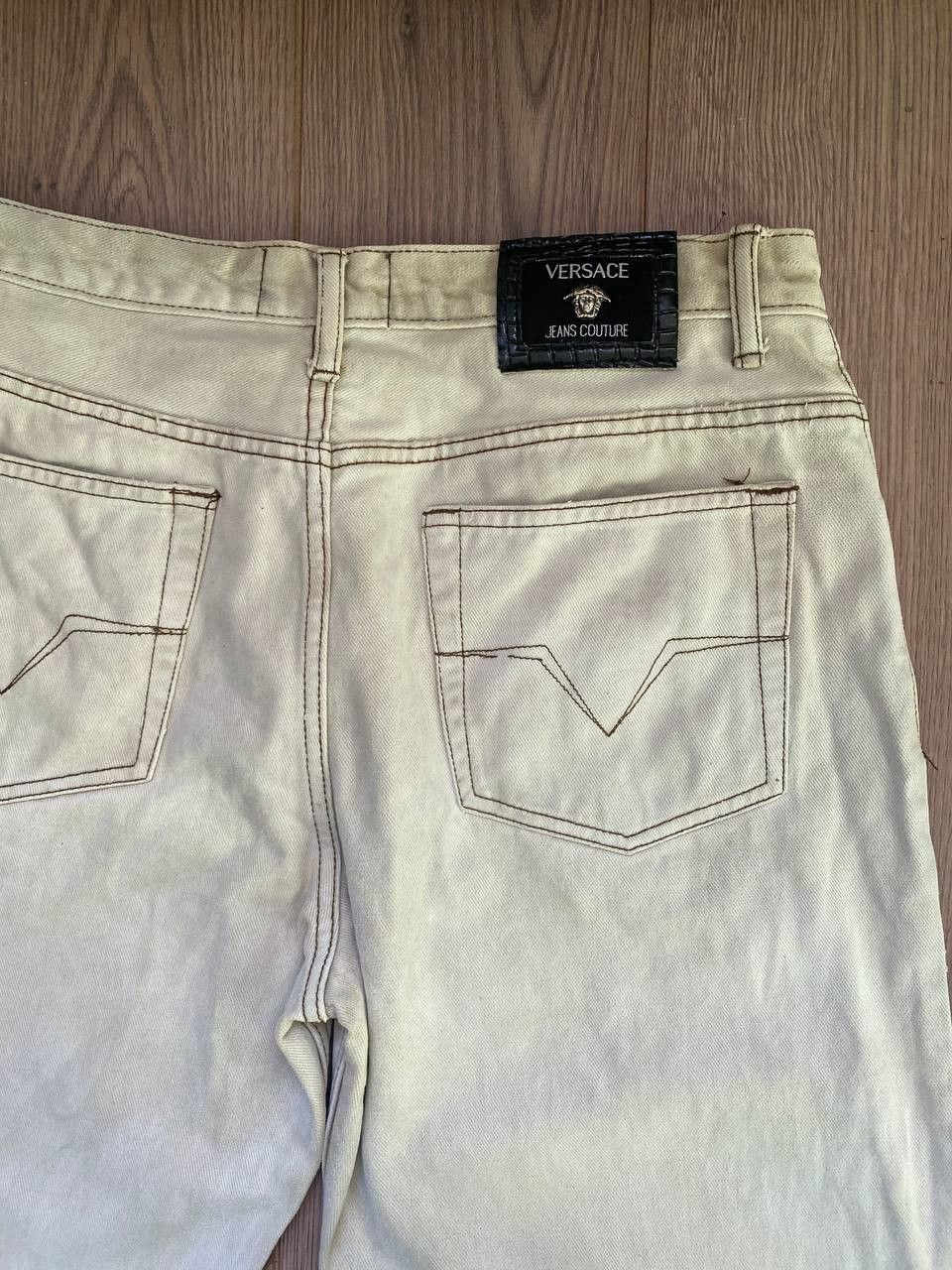 Designer × Versace × Vintage Vintage Versace Jeans Couture Milky White Size 36 Size US 36 / EU 52 - 12 Thumbnail